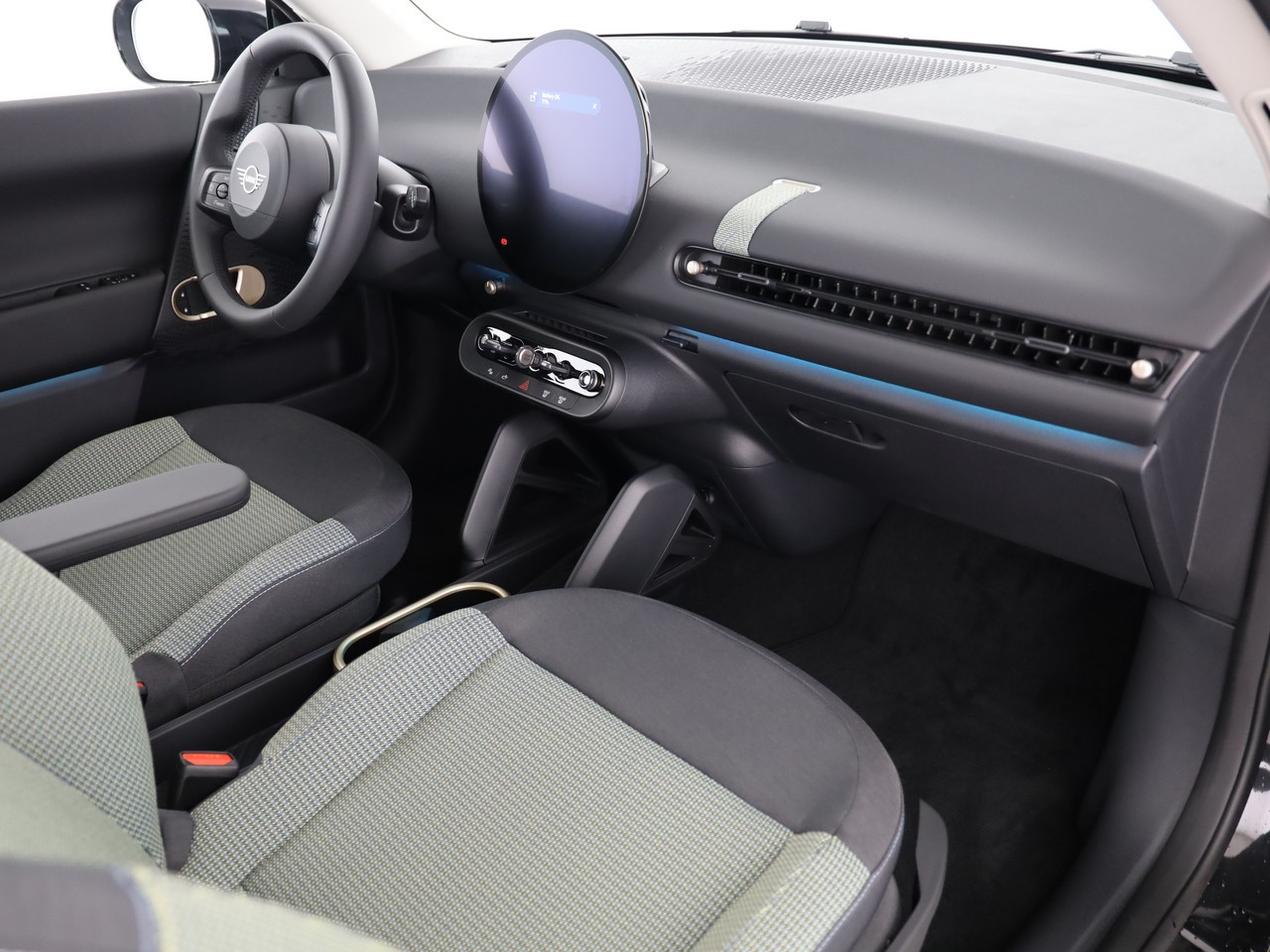 MINI Cooper E-image-11