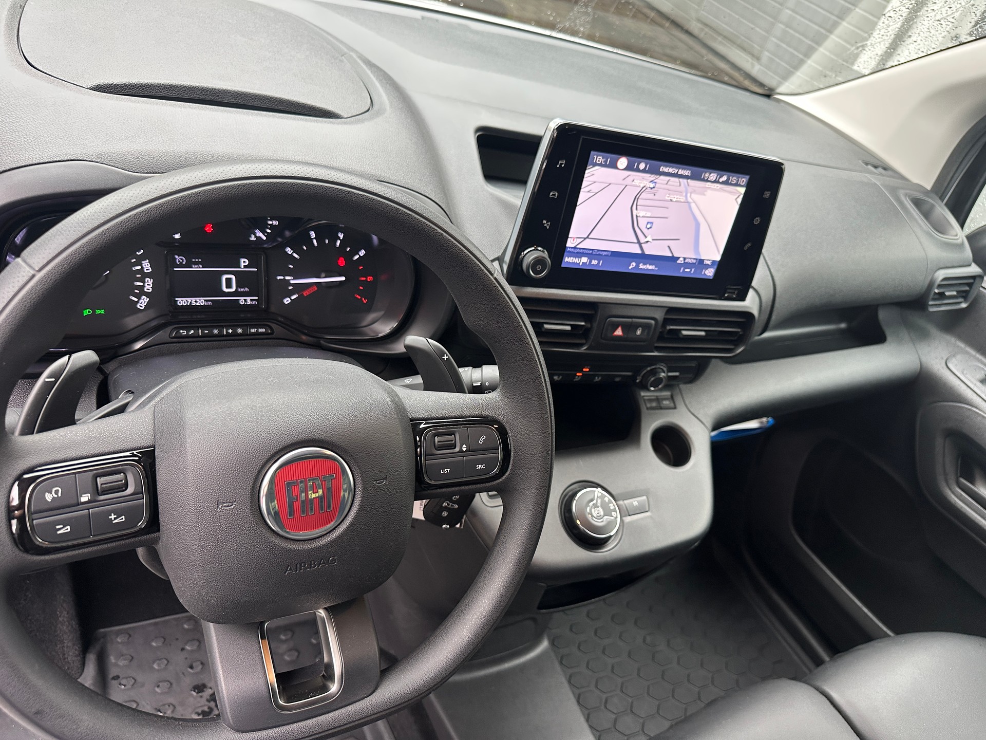 FIAT Doblo 1.5 BlueHDi L1 1000kg Swiss Plus A-image-6