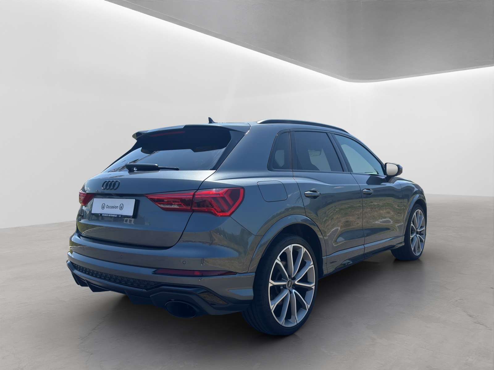 AUDI RS Q3 2.5 TFSI quattro S tronic-showroom-element-3