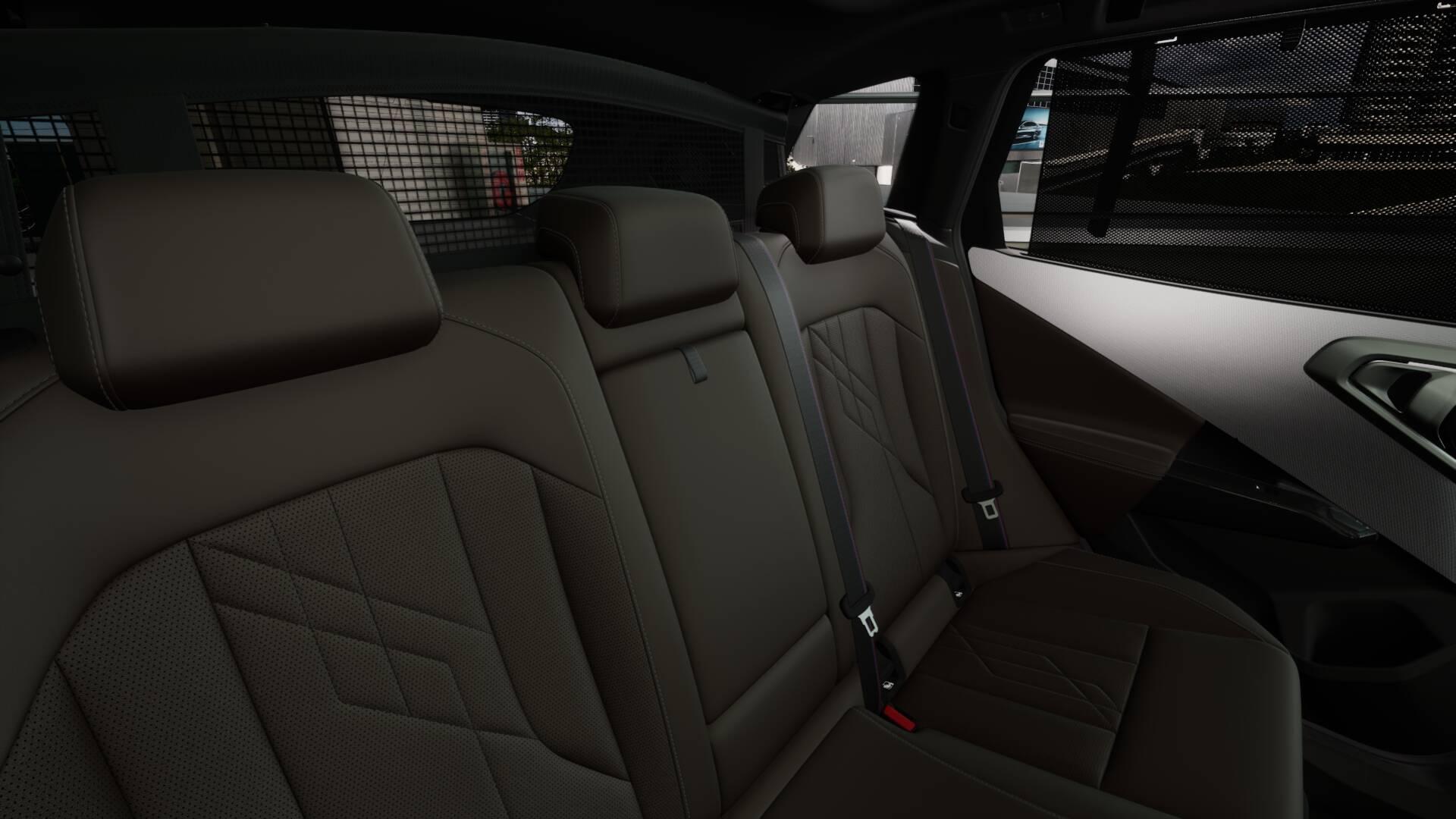 BMW X3 M50i-image-11