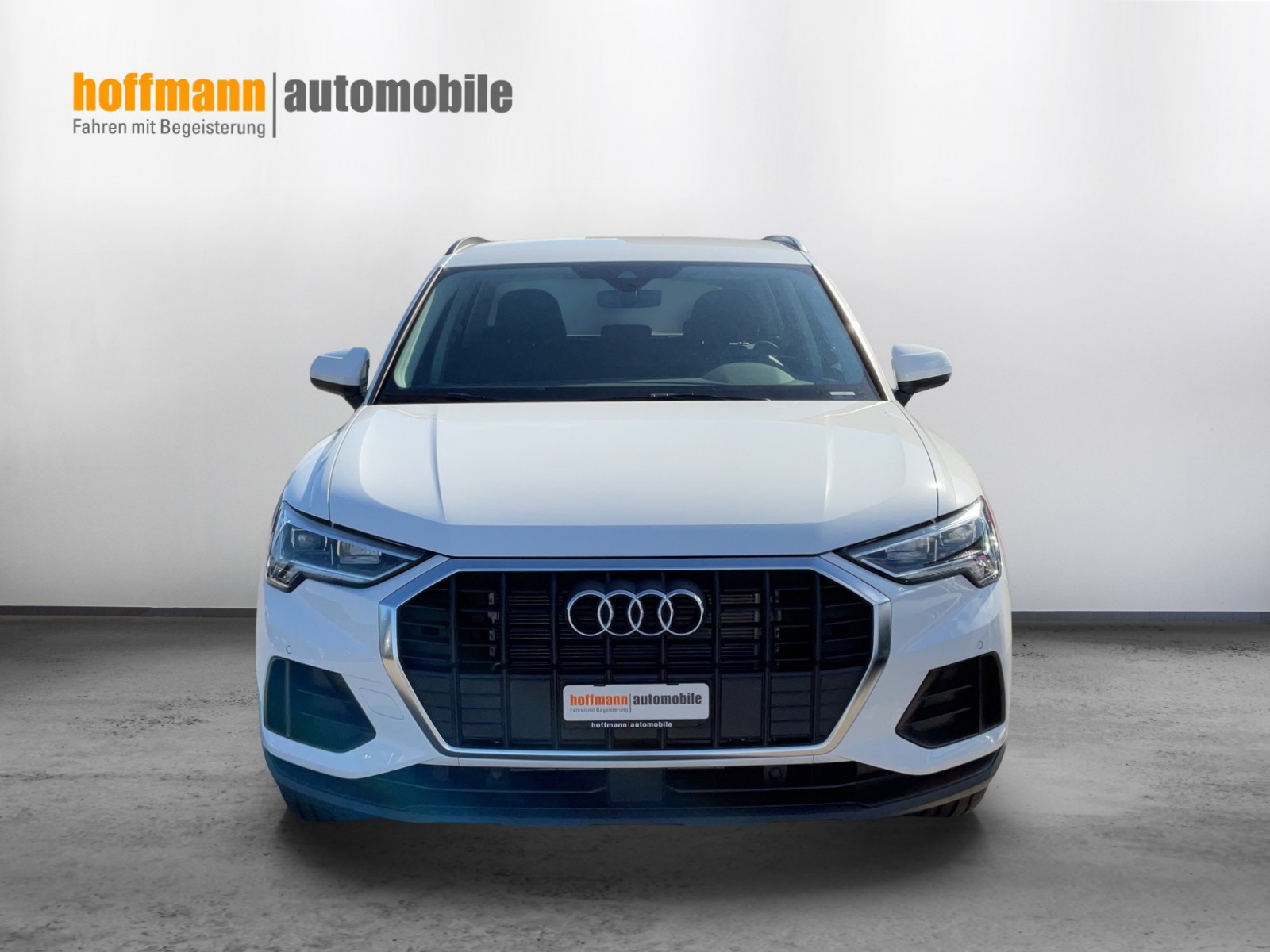 AUDI Q3 Sportback 35 TFSI Attraction S-tronic-showroom-element-1