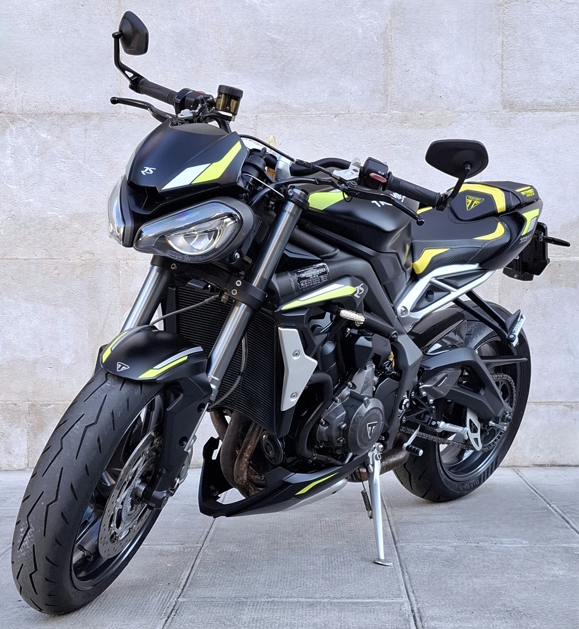 TRIUMPH Street Triple RS 765 ABS-image-3