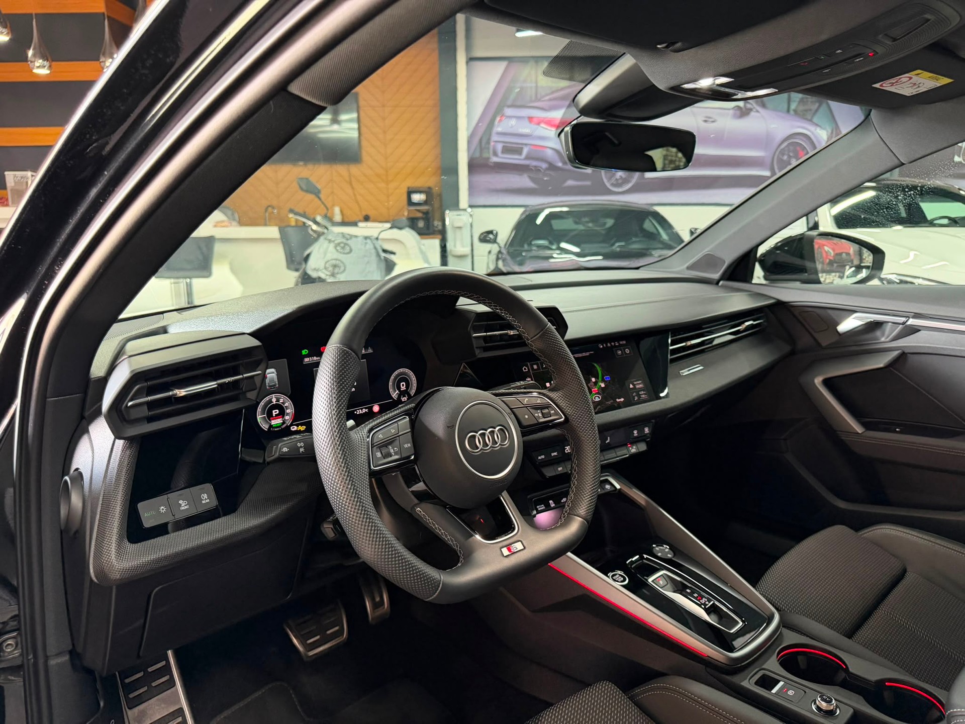 AUDI A3 Sportback 40 TFSI e S-Line S-tronic-image-10
