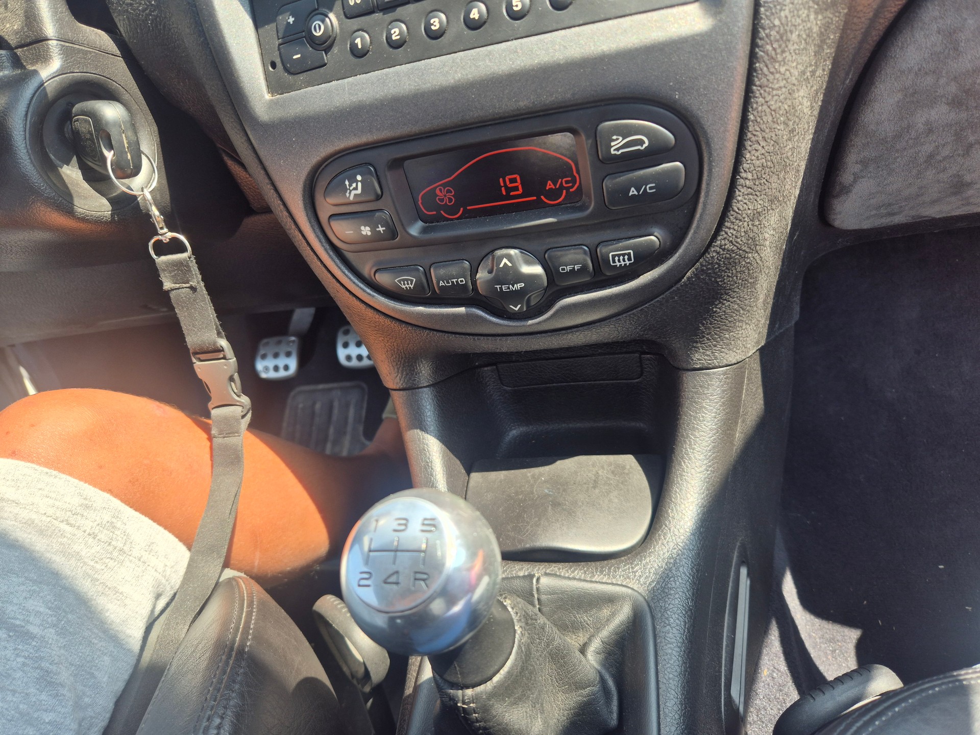PEUGEOT 206 SW 2.0 16V GTI-image-6