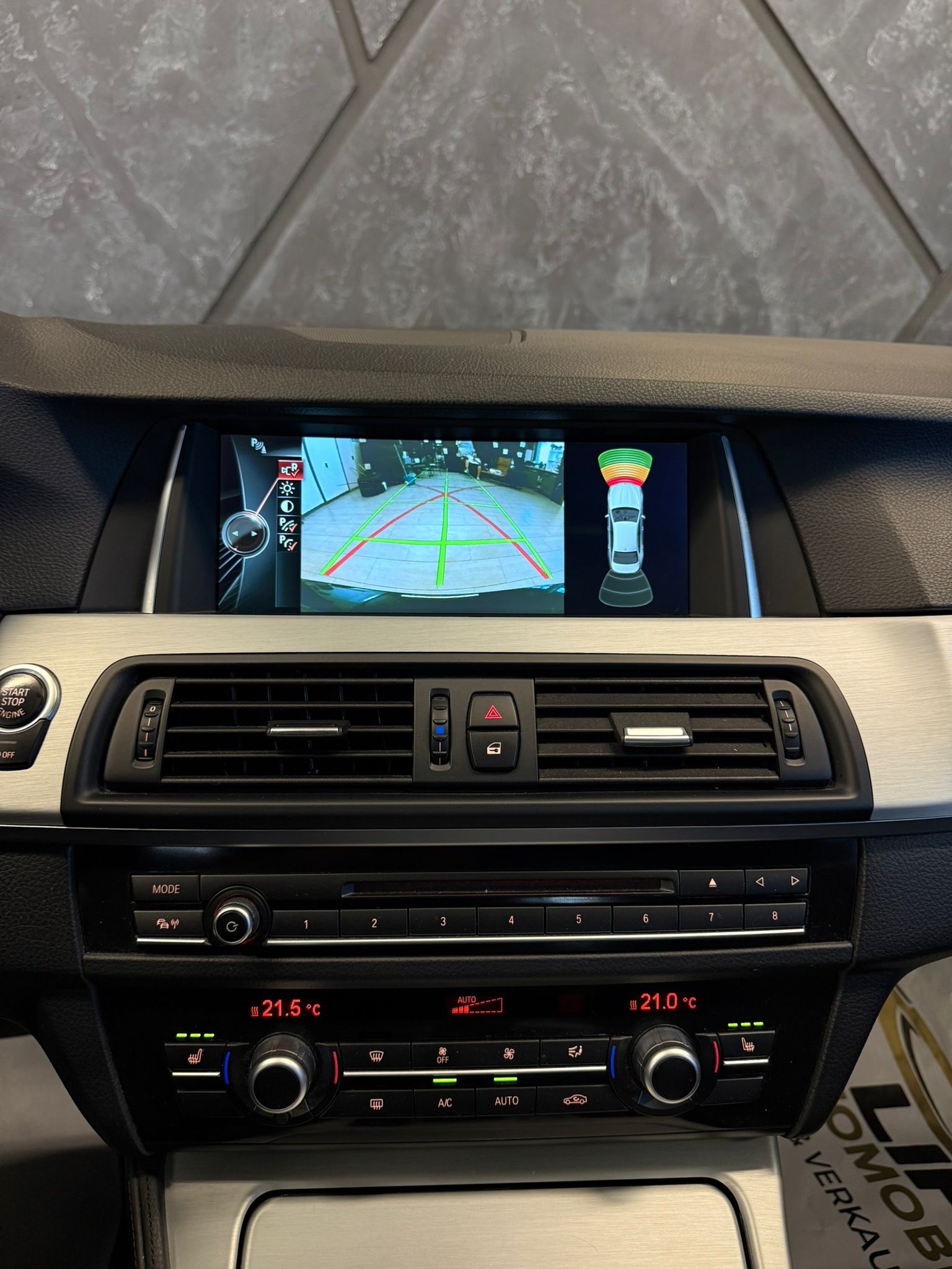 BMW 520d xDrive Steptronic M Packet-image-12