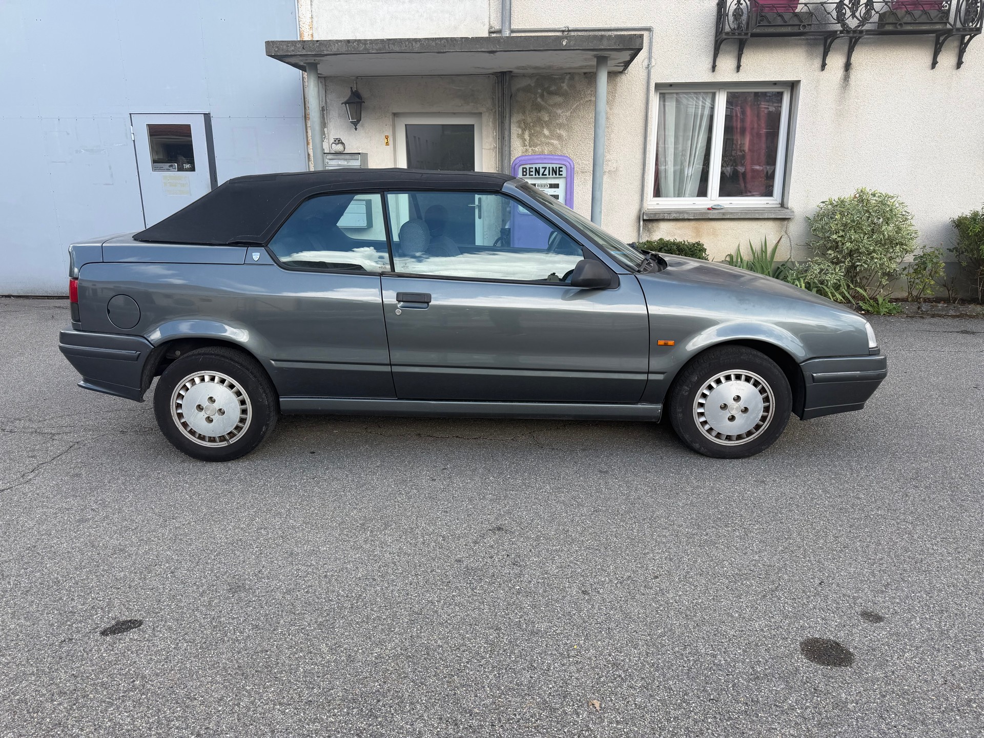 RENAULT R19 Cabrio 1.7-showroom-element-2