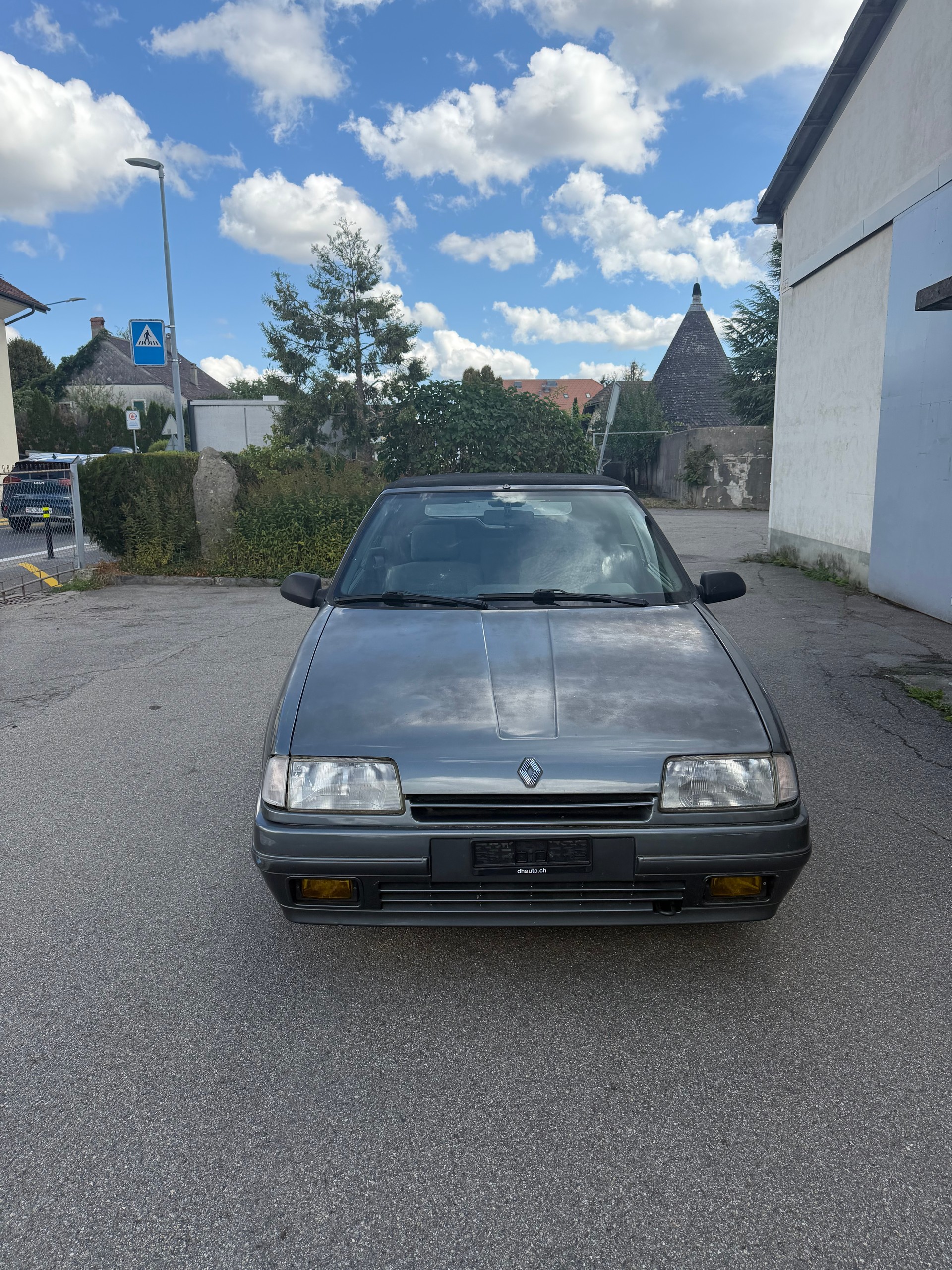 RENAULT R19 Cabrio 1.7-showroom-element-1