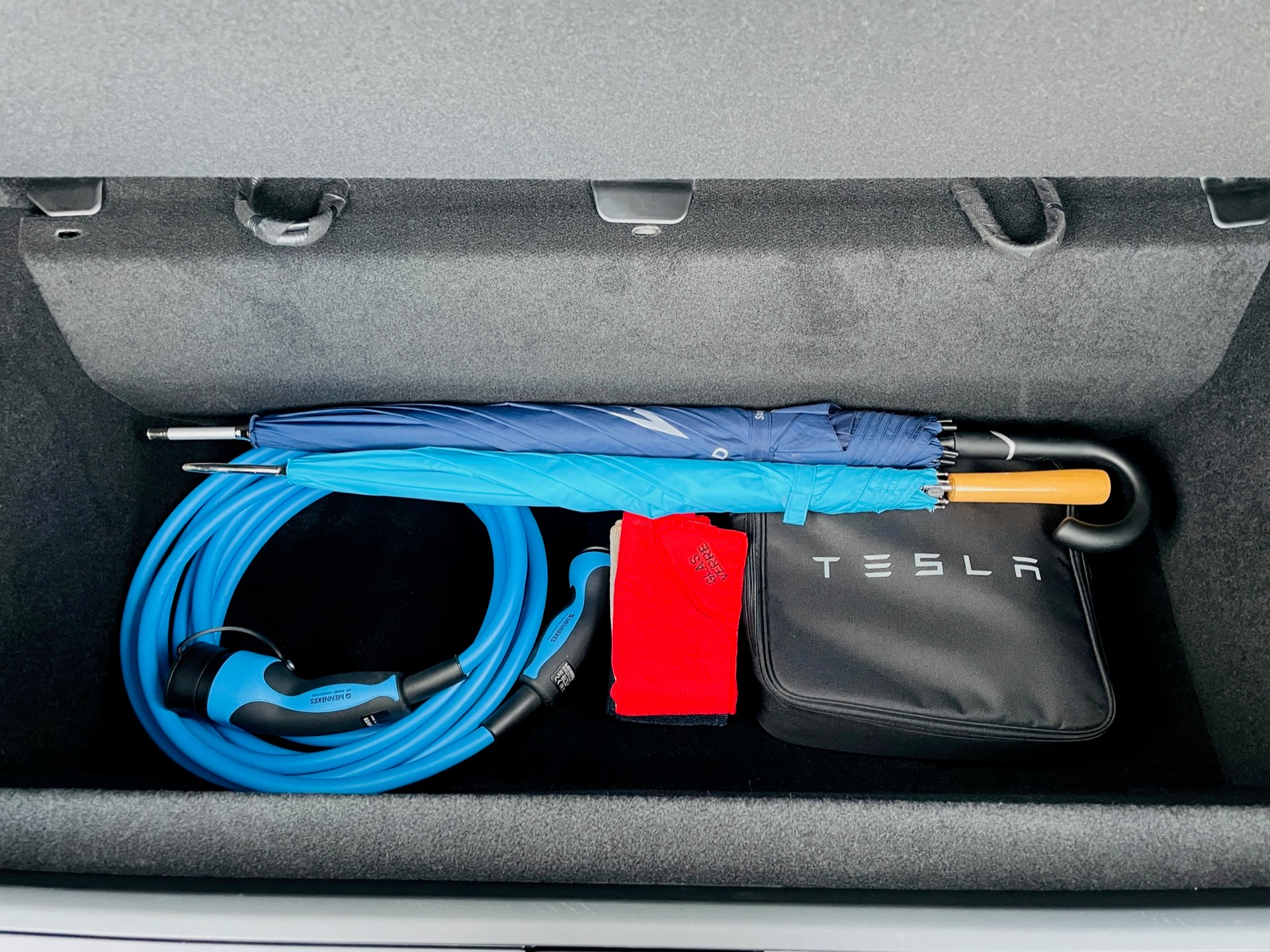 TESLA Model X 100kWh Plaid | teslify.ch-image-7