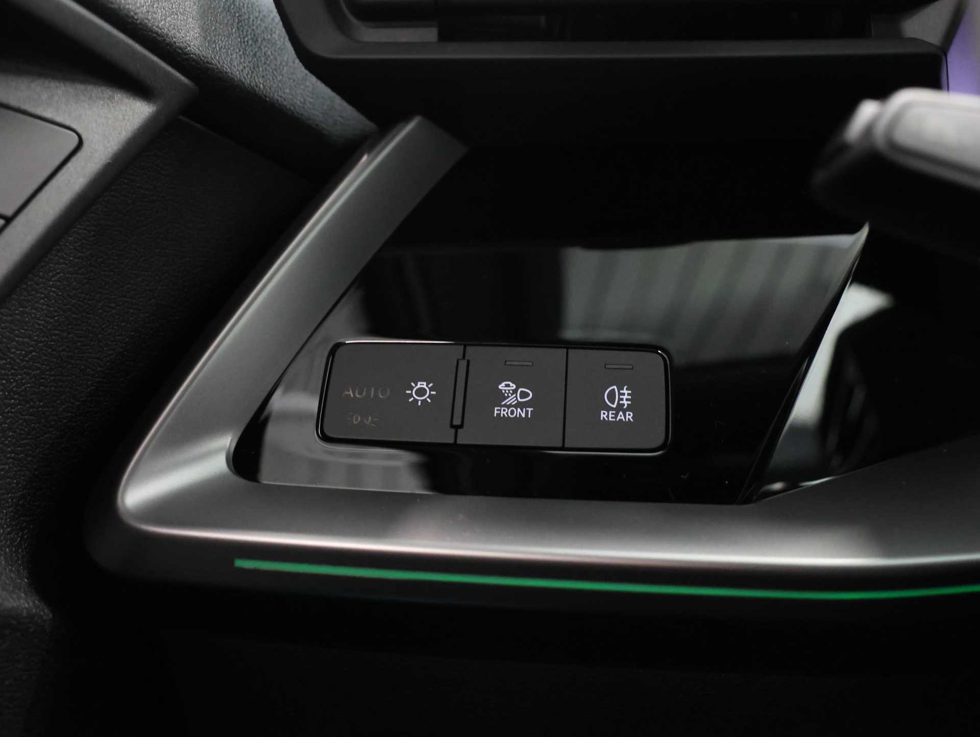AUDI RS3 Sportback 2.5 TSI quattro S-tronic *AKRAPOVIC-ABGASANLAGE* KERAMIKVERSIEGLUNG *-image-24