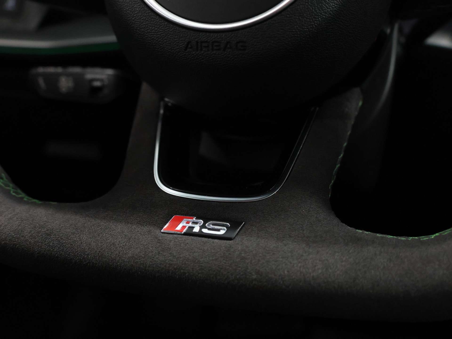 AUDI RS3 Sportback 2.5 TSI quattro S-tronic *AKRAPOVIC-ABGASANLAGE* KERAMIKVERSIEGLUNG *-image-22