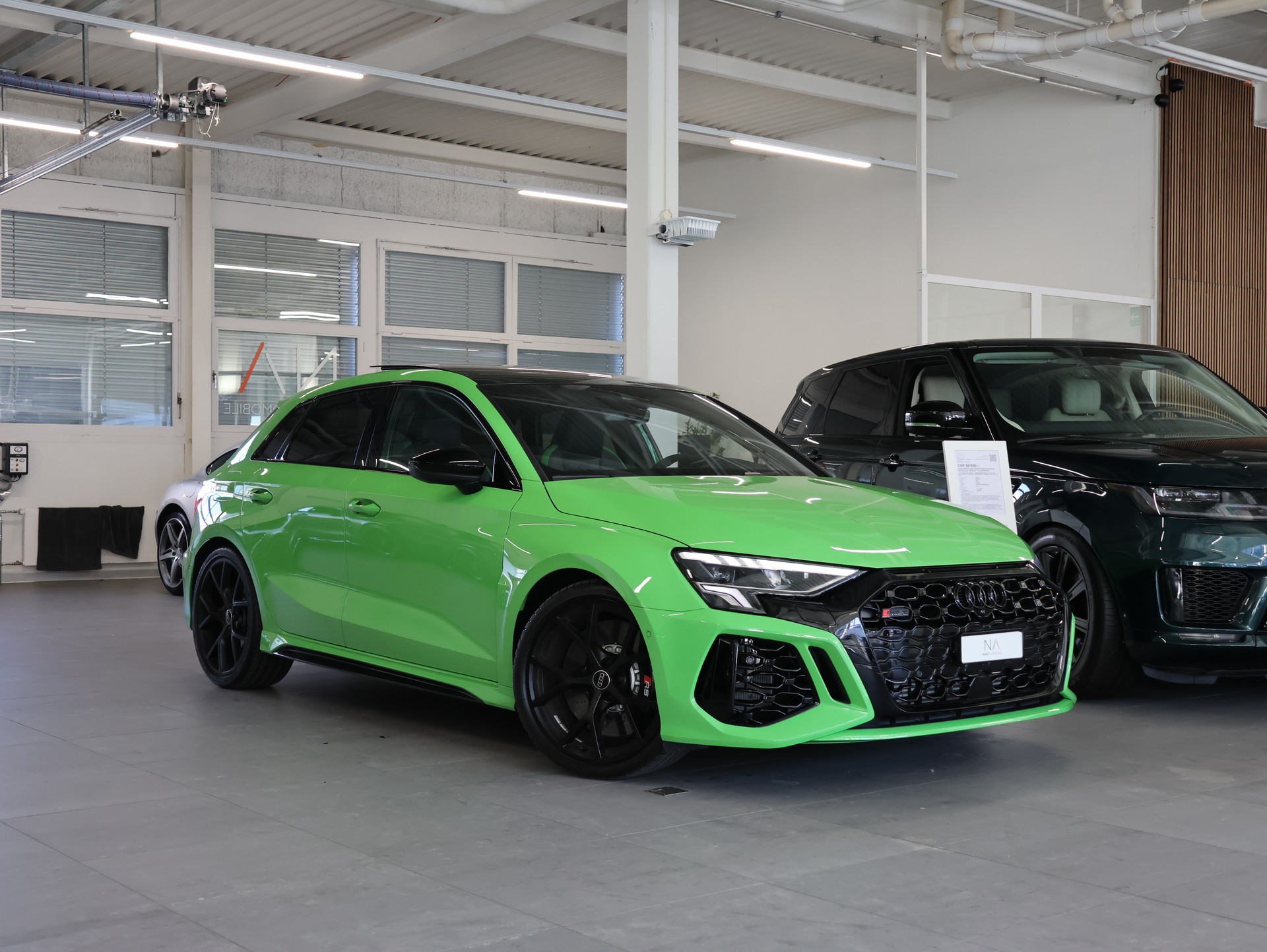 AUDI RS3 Sportback 2.5 TSI quattro S-tronic *AKRAPOVIC-ABGASANLAGE* KERAMIKVERSIEGLUNG *
