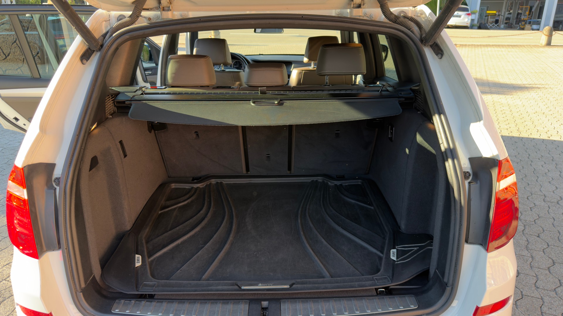 BMW X3 xDrive 35d Steptronic-image-15