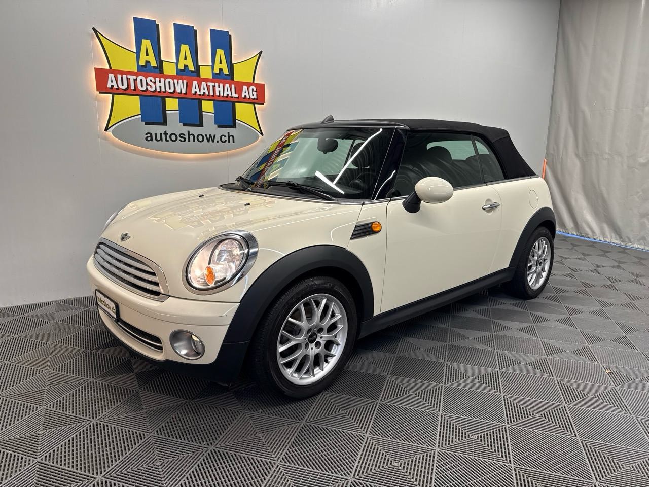 MINI Cooper Cabriolet