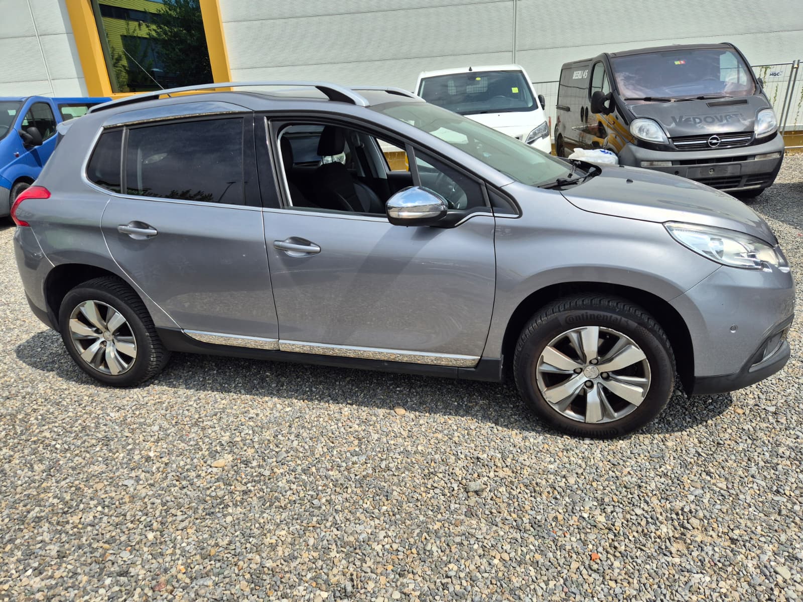 PEUGEOT 2008 1.6 VTI Allure-image-2