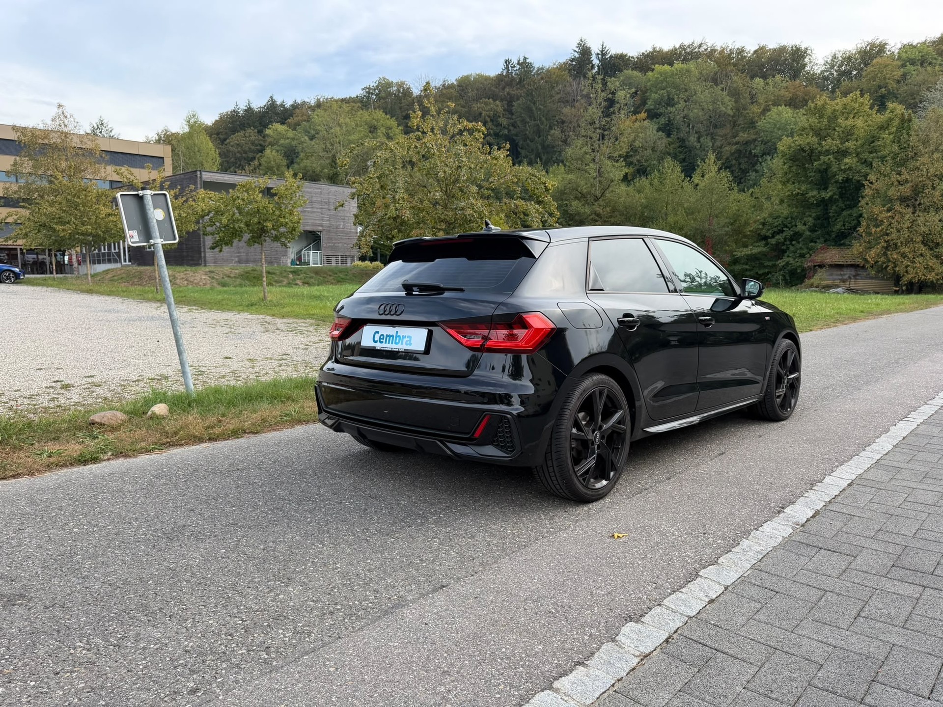 AUDI A1 Sportback 35 TFSI S Line S-tronic-showroom-element-2