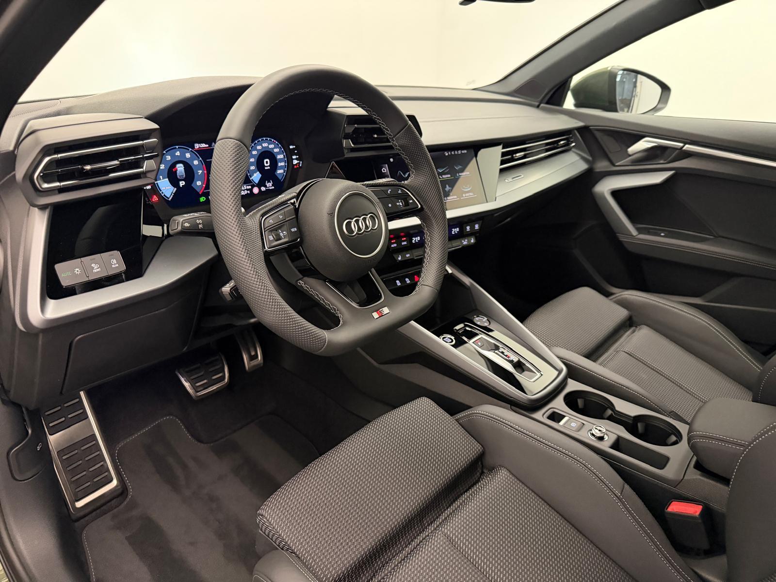 AUDI A3 Sportback 35 TFSI S Line S-Tronic-image-10
