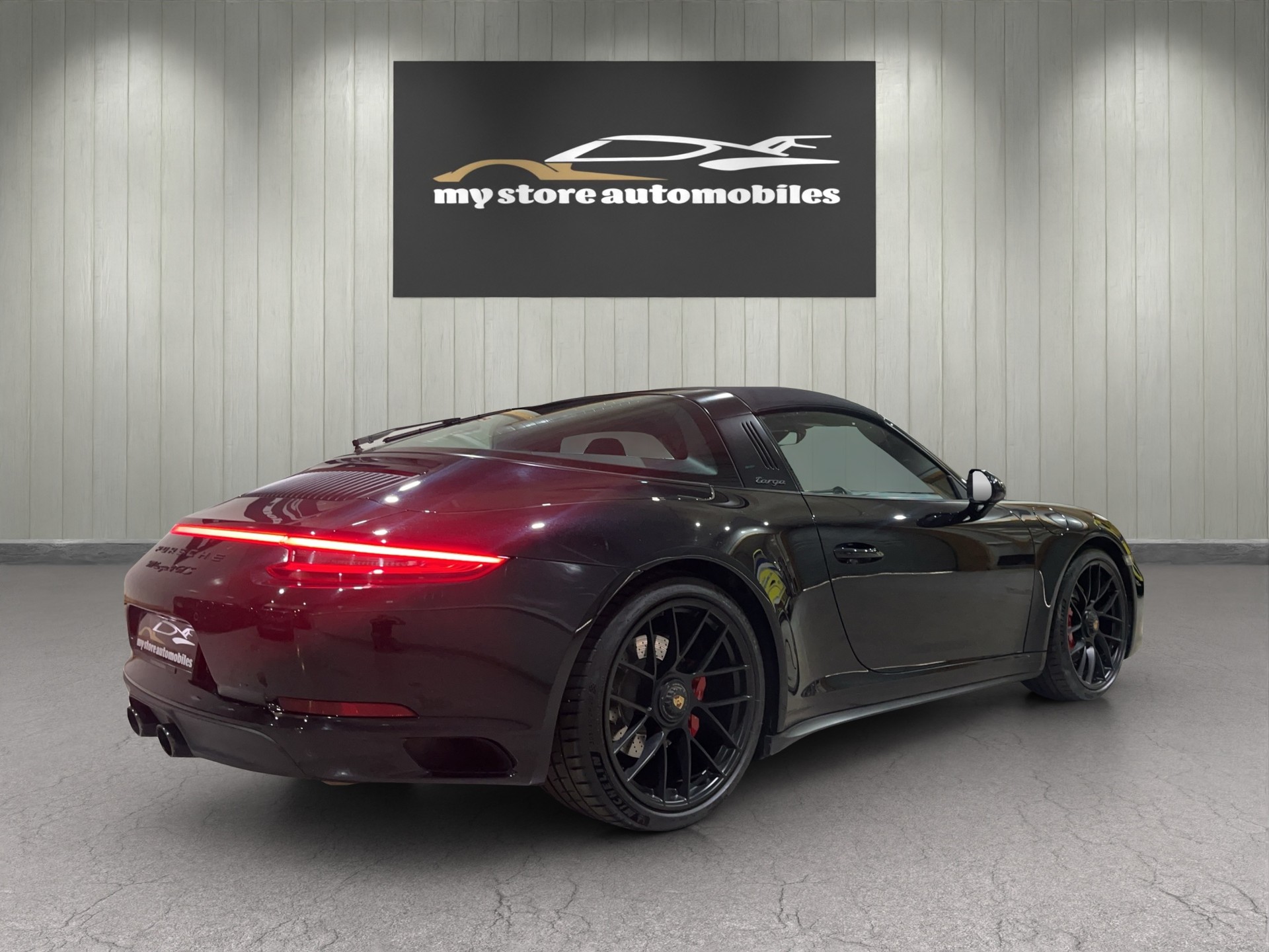 PORSCHE 911 Targa 4 GTS PDK-image-5
