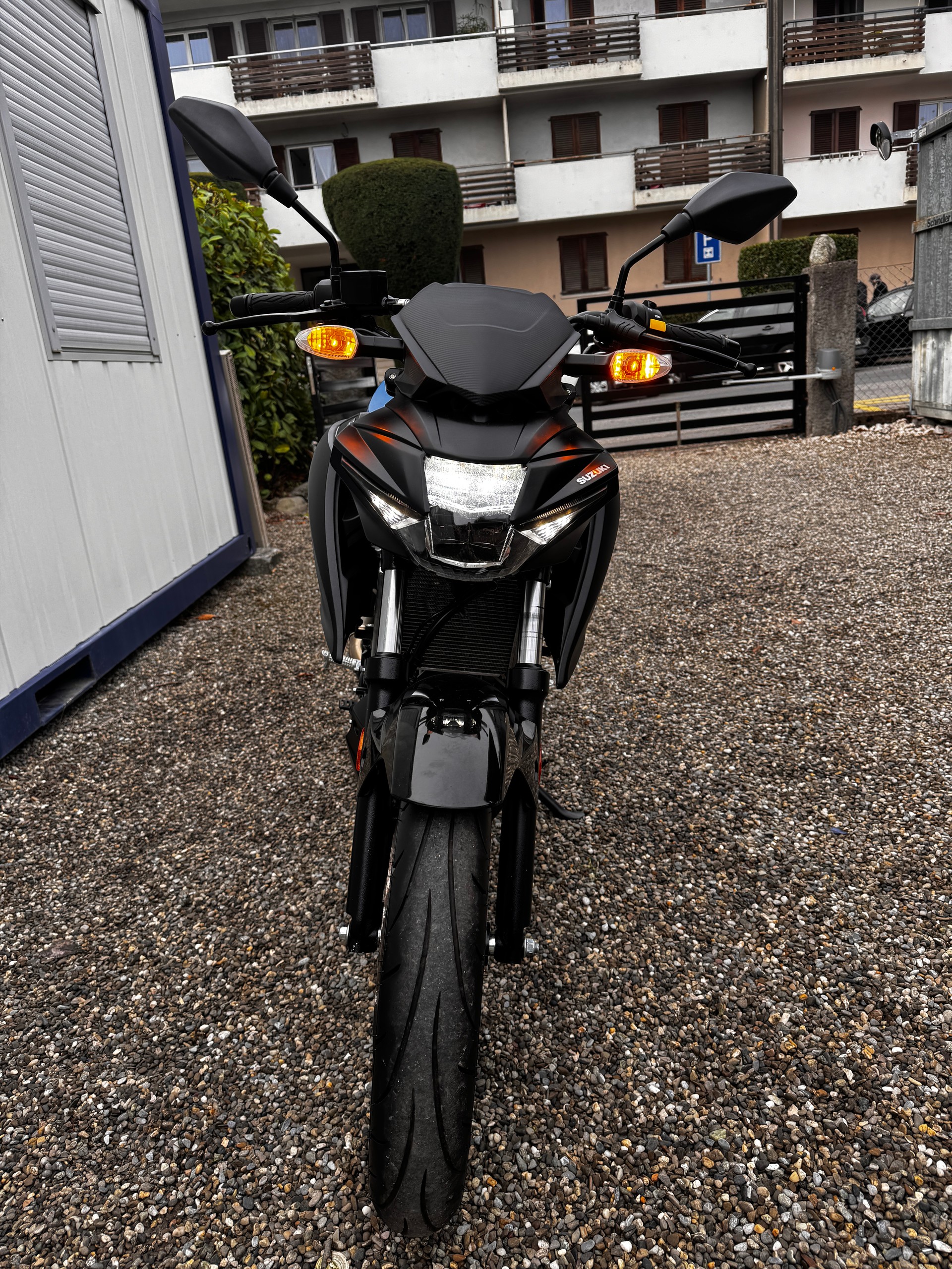 SUZUKI GSX-S 125-image-6