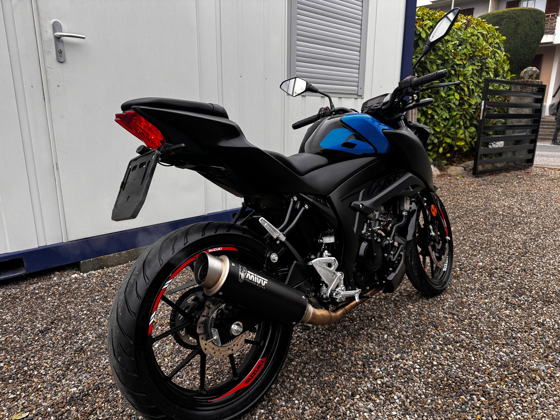SUZUKI GSX-S 125-image-5