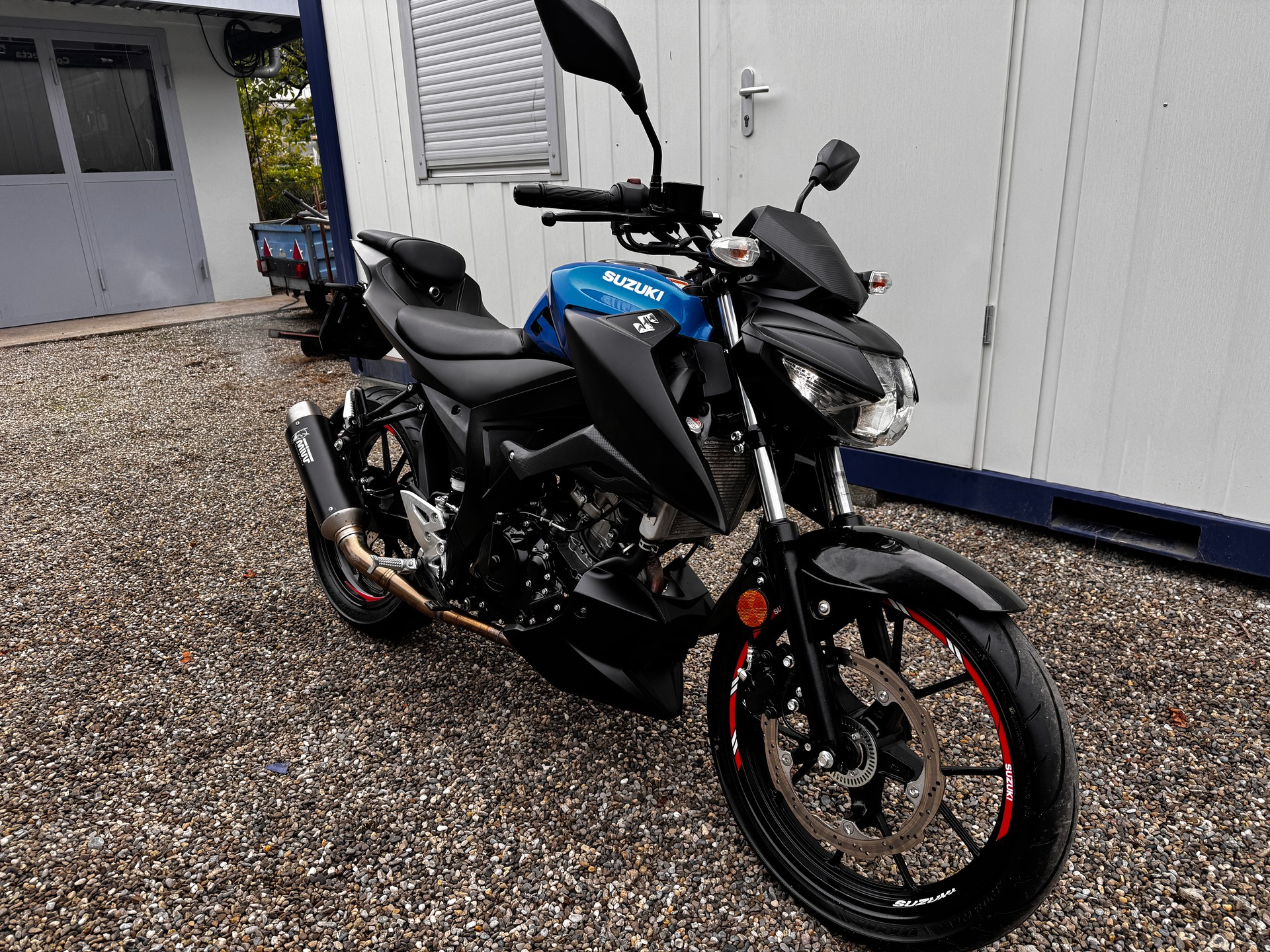 SUZUKI GSX-S 125-image-2