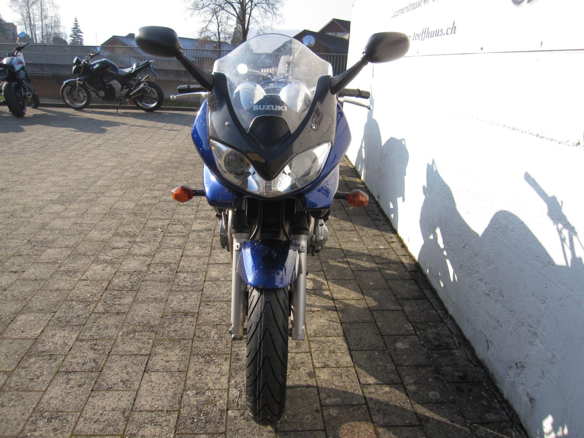 SUZUKI GSF 600 S Bandit-image-1