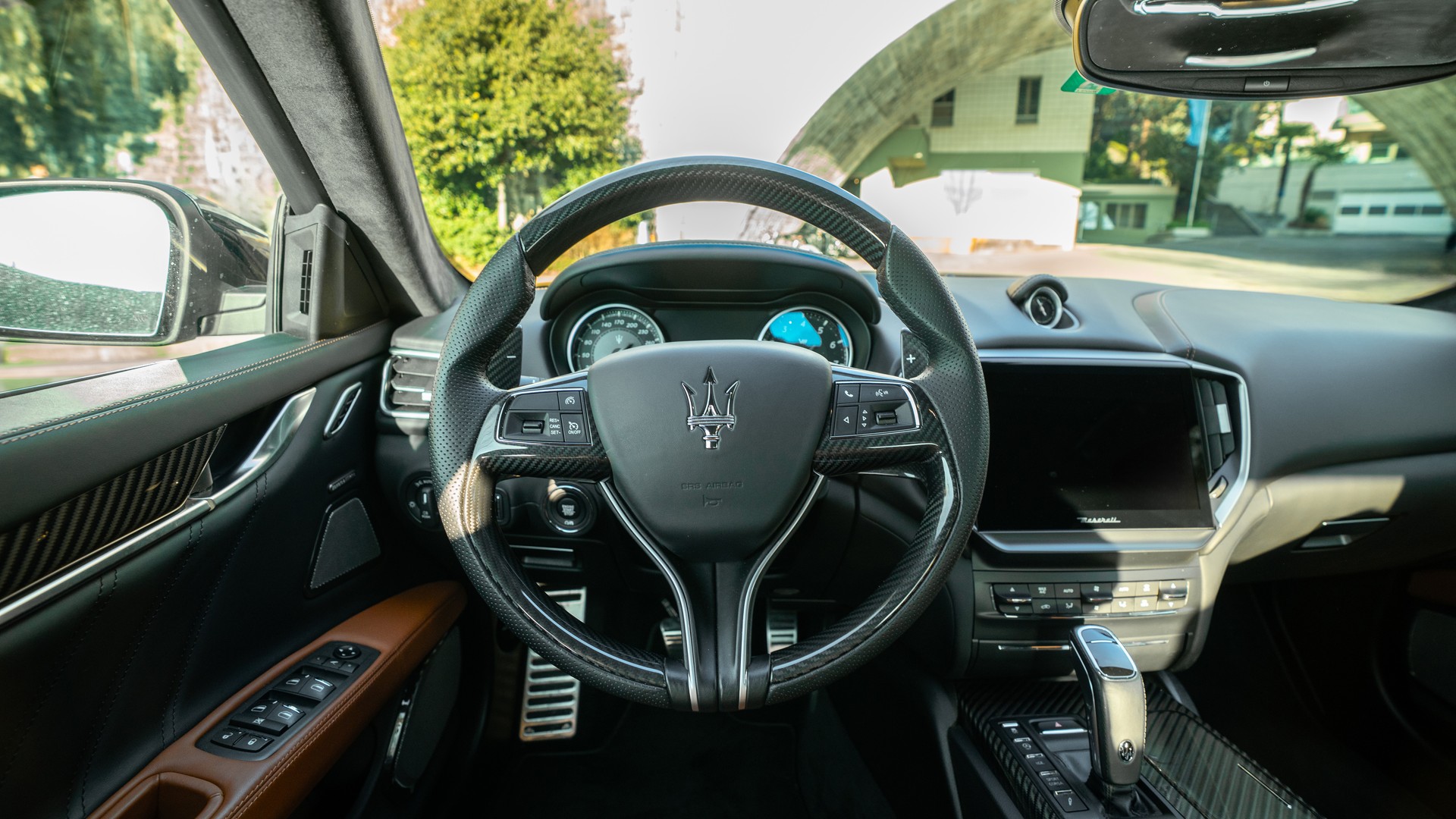 MASERATI Ghibli Trofeo 3.8 V8 Automatica-image-9
