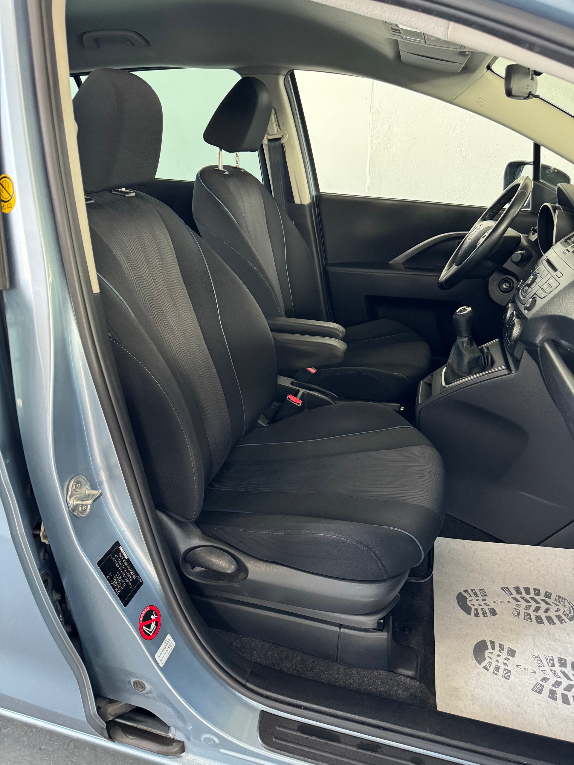 MAZDA 5 1.6 16V CD Confort-image-16