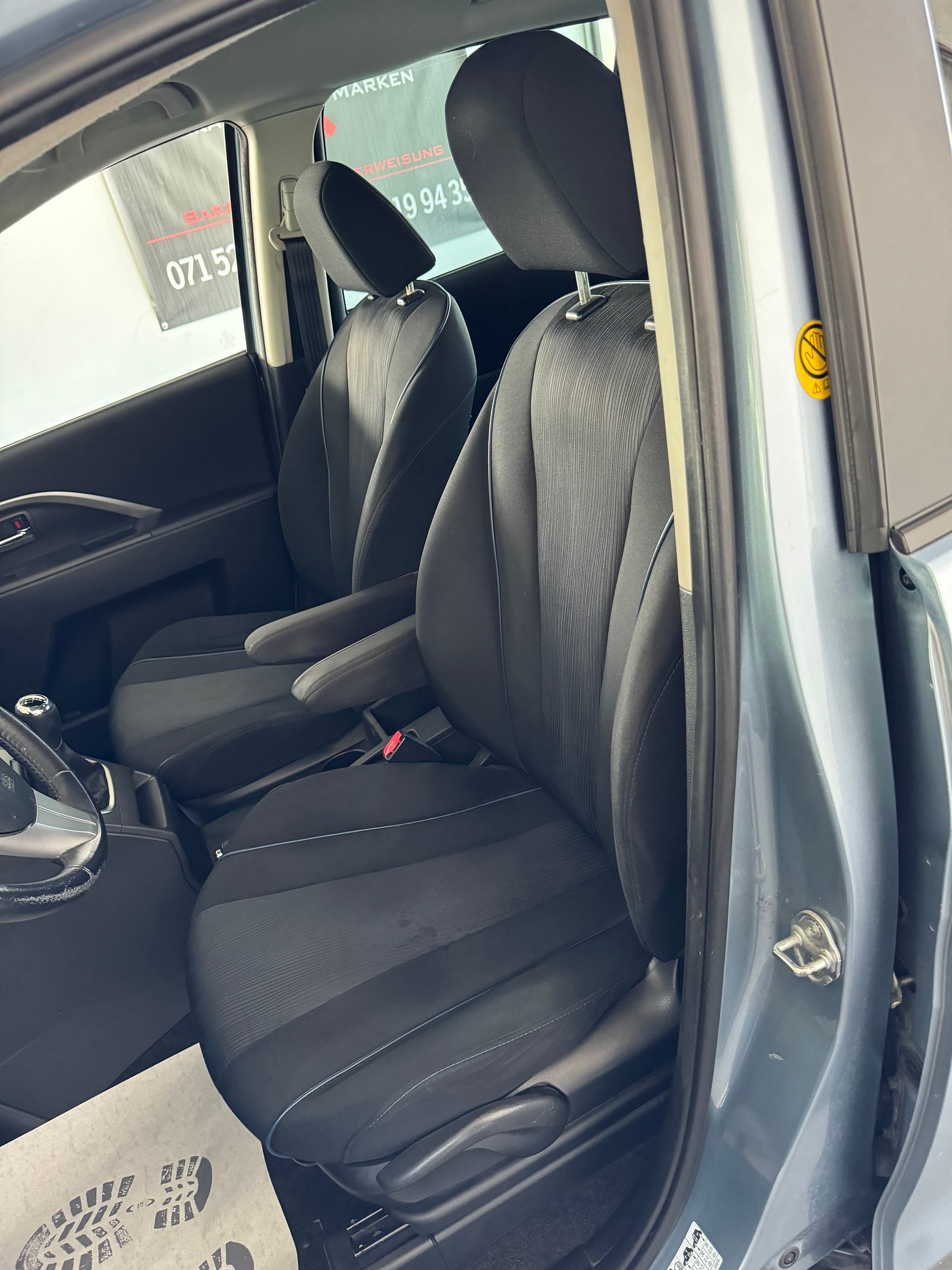 MAZDA 5 1.6 16V CD Confort-image-11