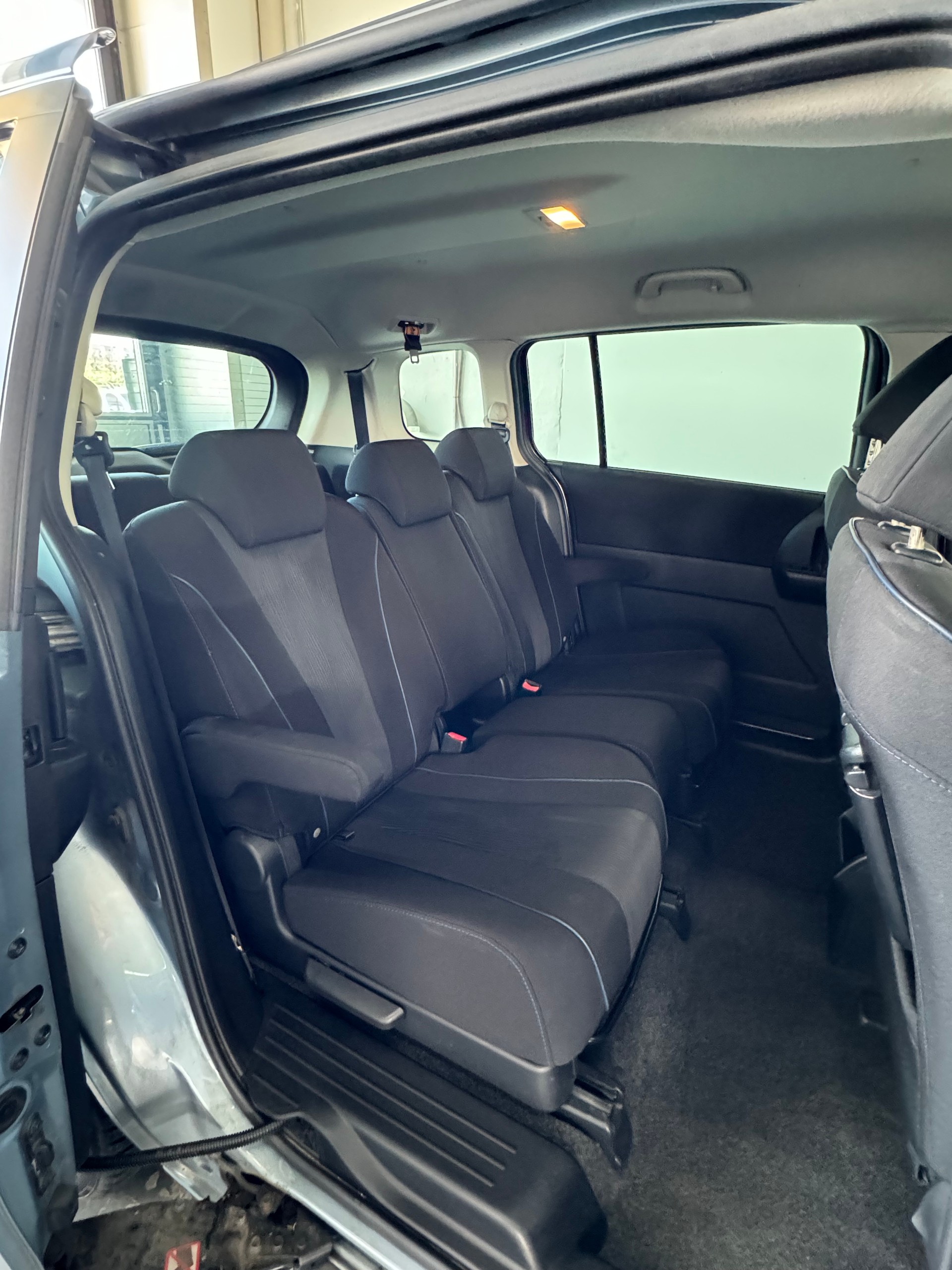 MAZDA 5 1.6 16V CD Confort-image-18