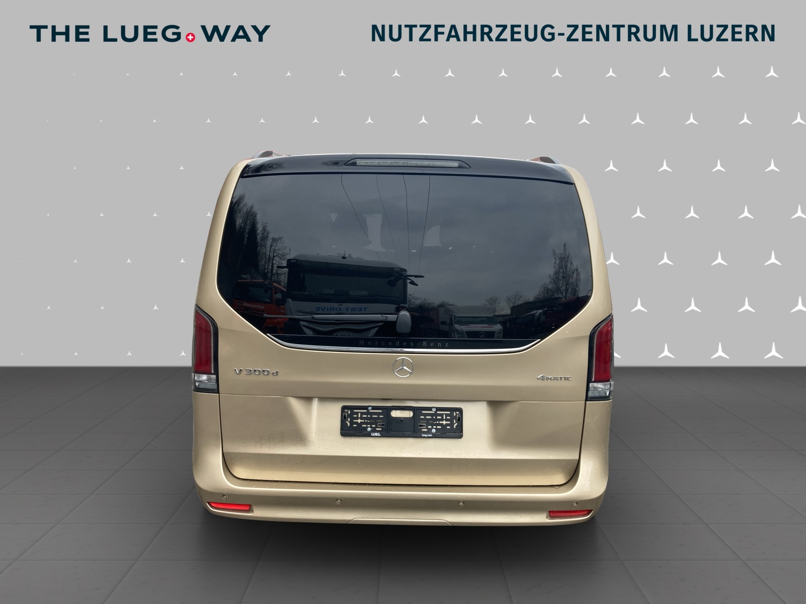 MERCEDES-BENZ V 300 d lang Avantgarde 4Matic 9G-Tronic-image-6