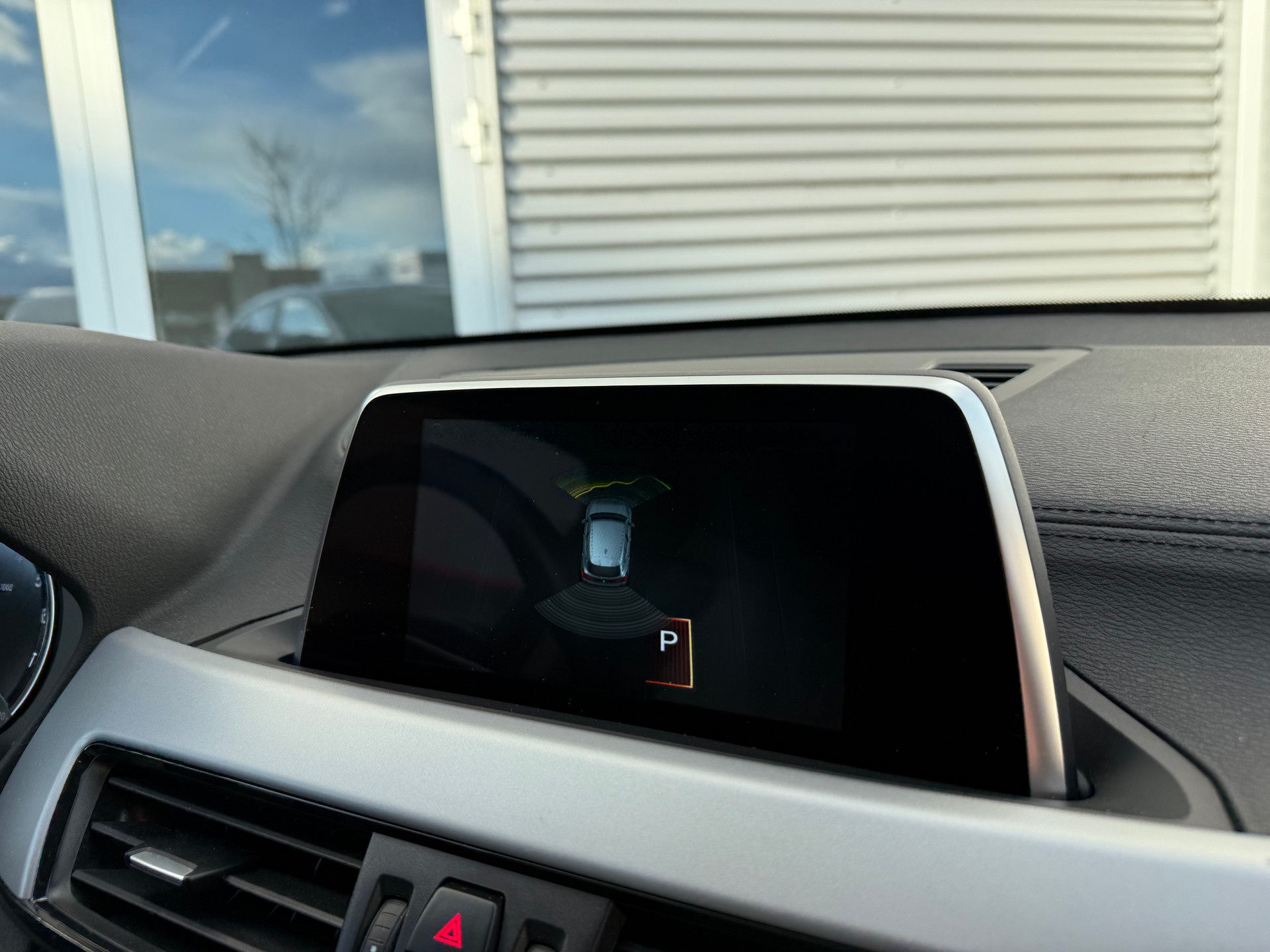 BMW X2 sDrive 18i-image-7