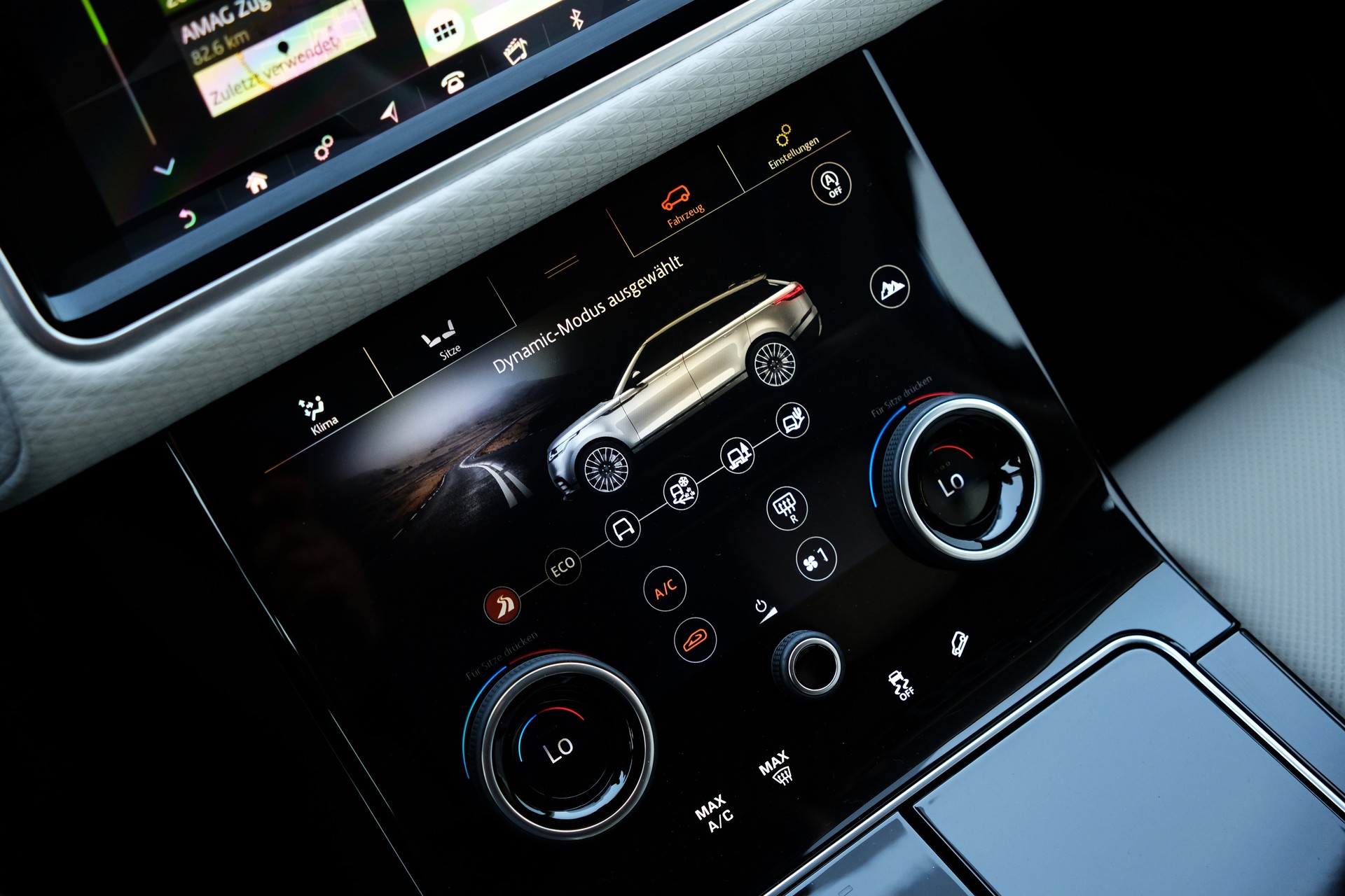 LAND ROVER Range Rover Velar R-Dynamic P 250 Automatic-image-21