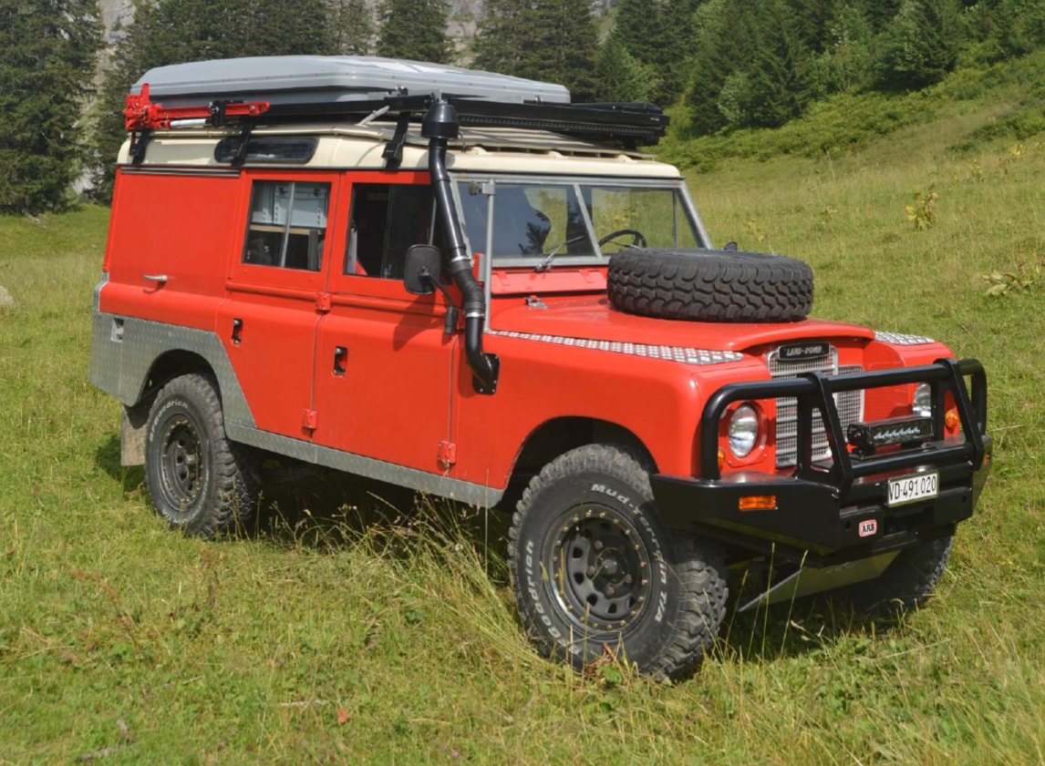 LAND ROVER 109 série 3-image-13