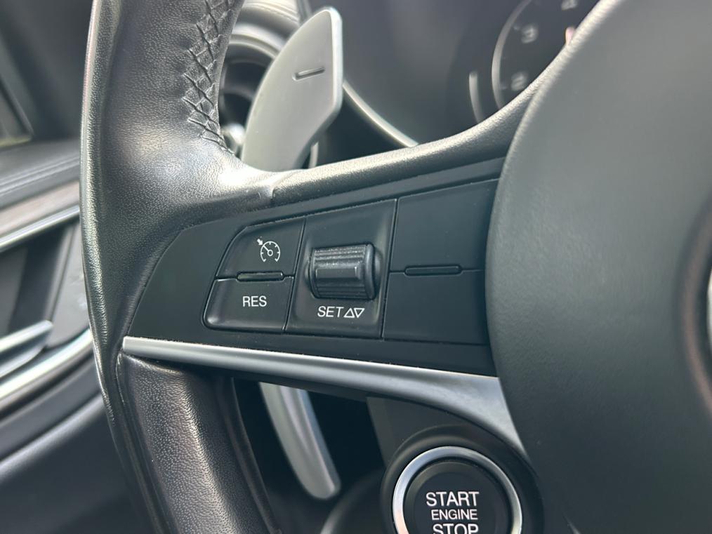 ALFA ROMEO Giulia 2.2 JTDM Super Automatic-image-5