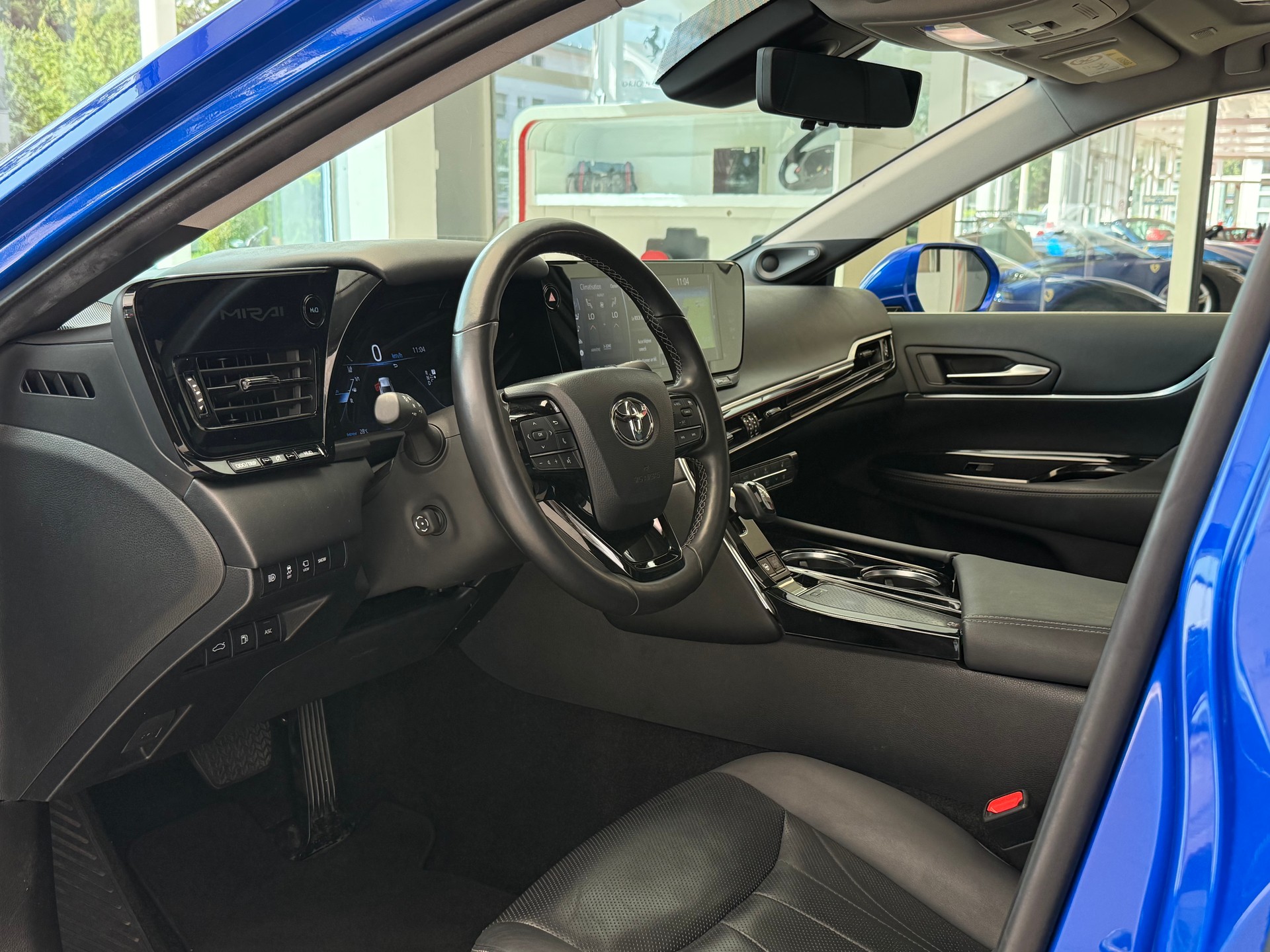 TOYOTA Mirai Fuel cell Platinum-image-8