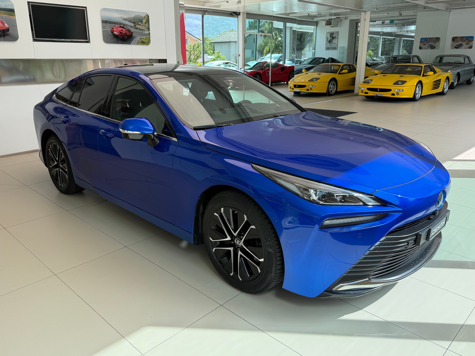 TOYOTA Mirai Fuel cell Platinum-image-2