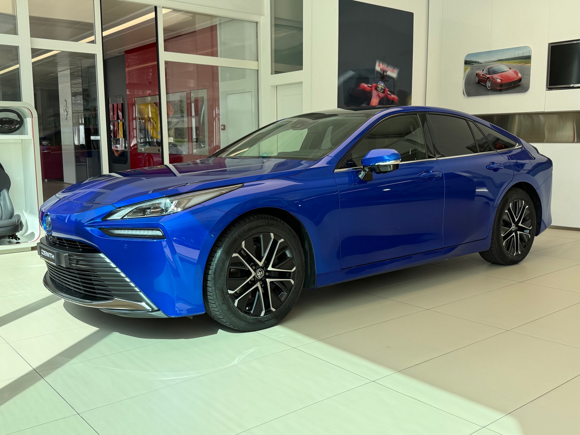 TOYOTA Mirai Fuel cell Platinum