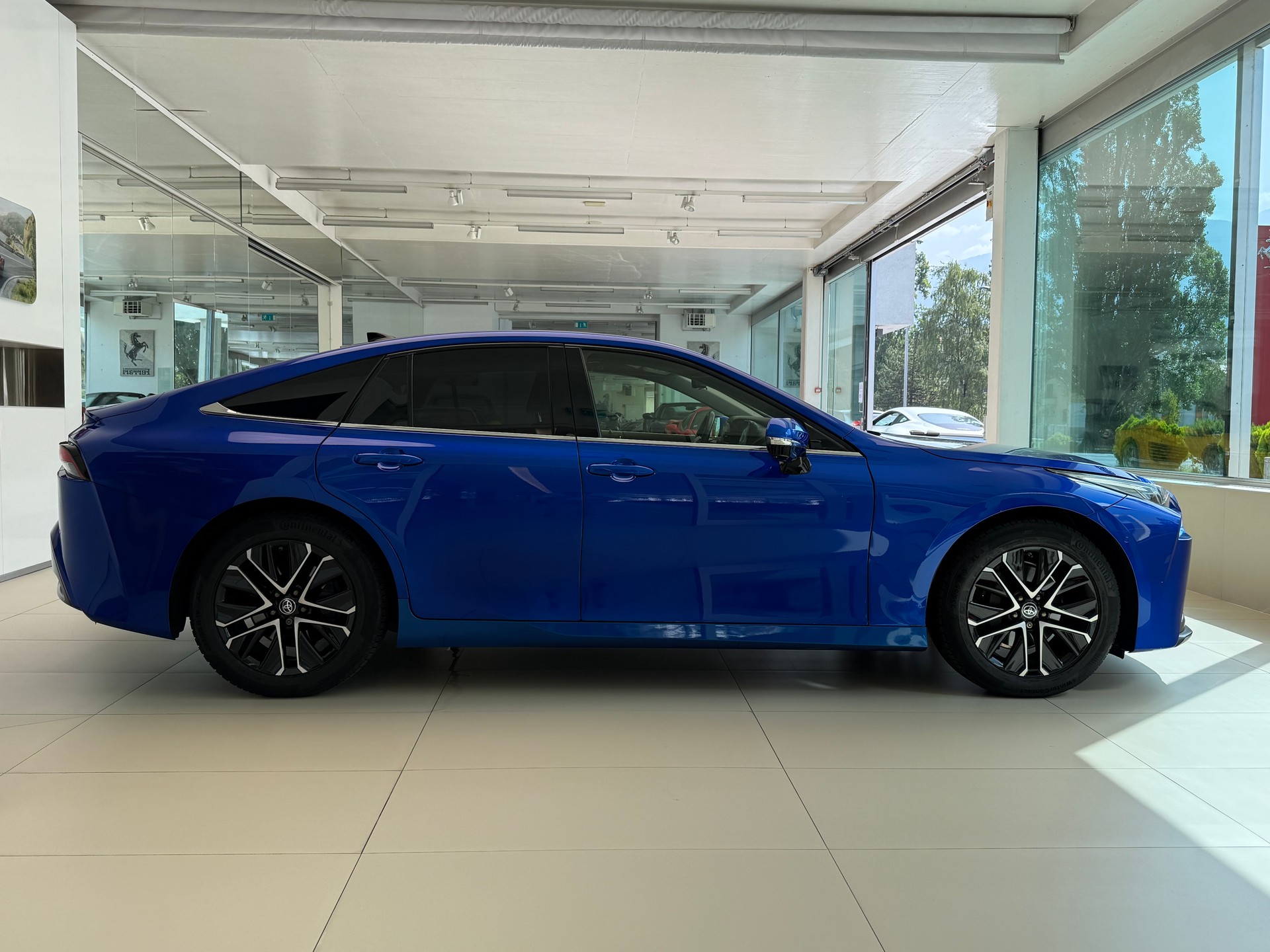 TOYOTA Mirai Fuel cell Platinum-image-3