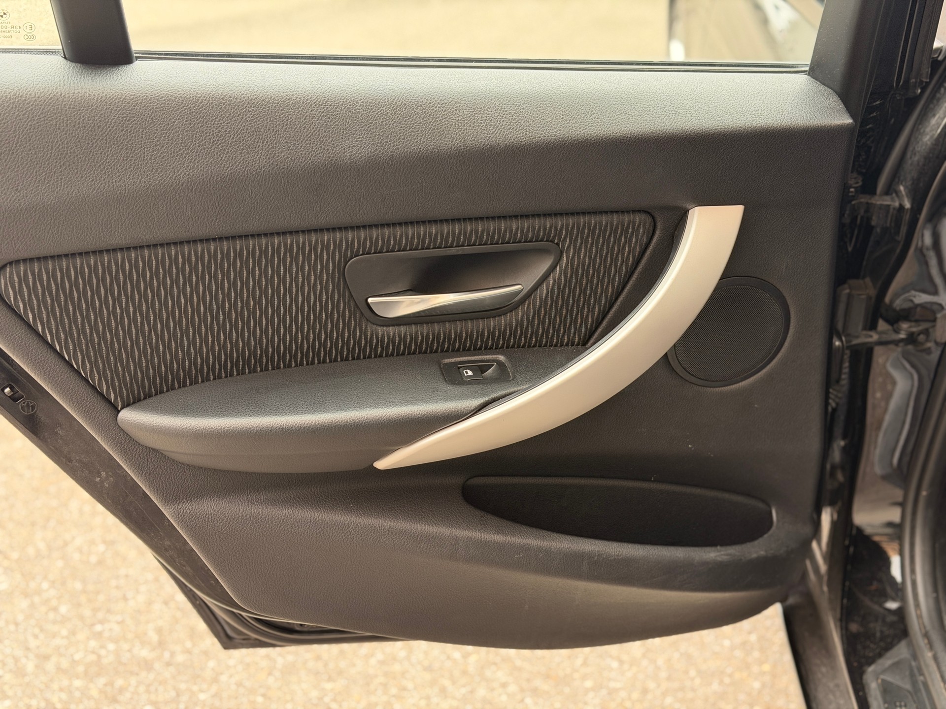 BMW 318d Steptronic-image-19