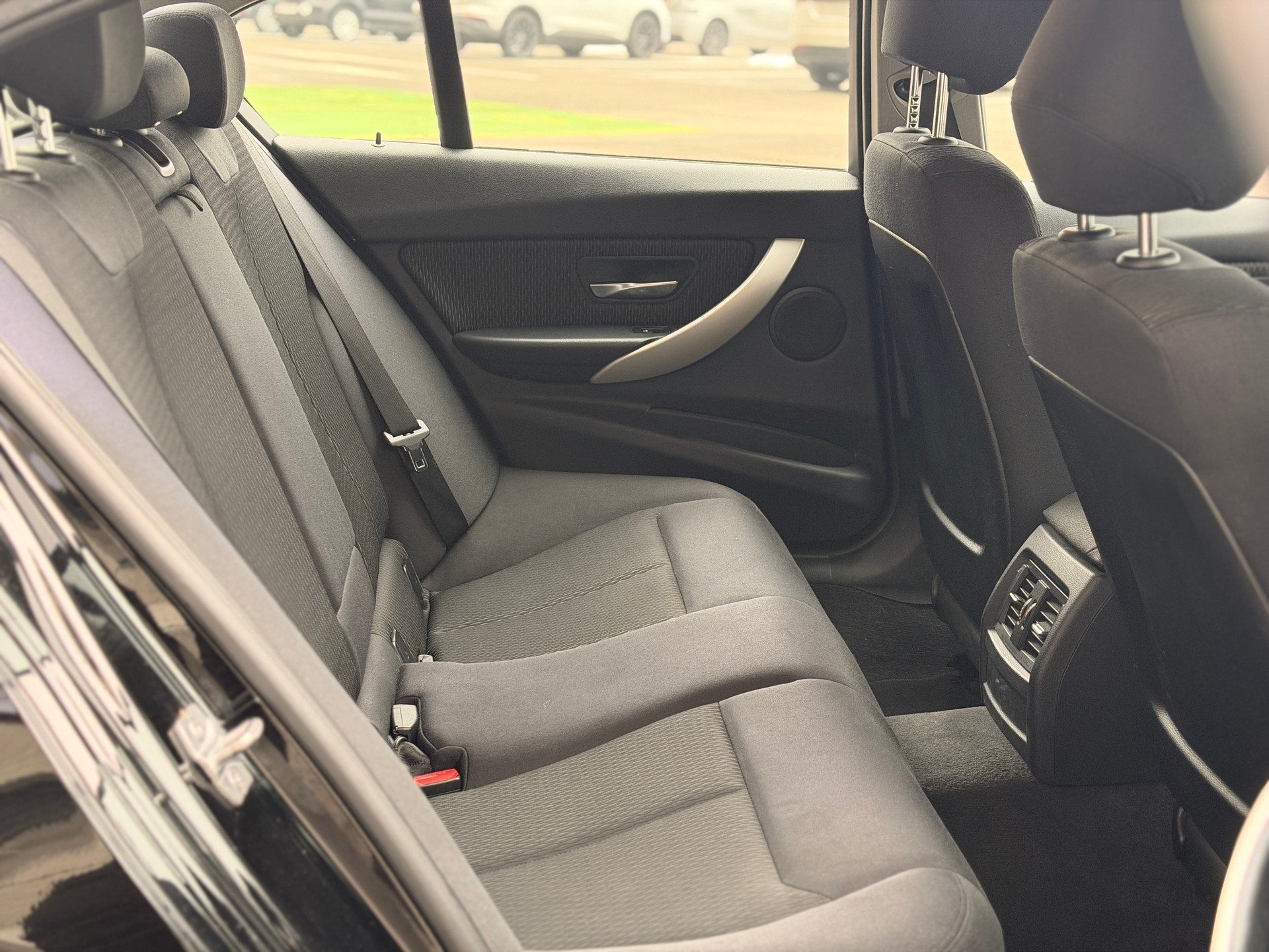 BMW 318d Steptronic-image-22