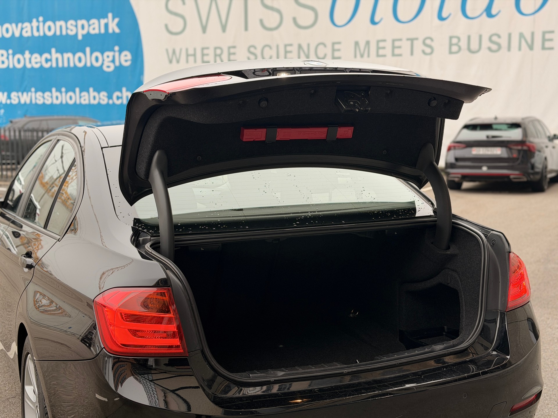 BMW 318d Steptronic-image-18