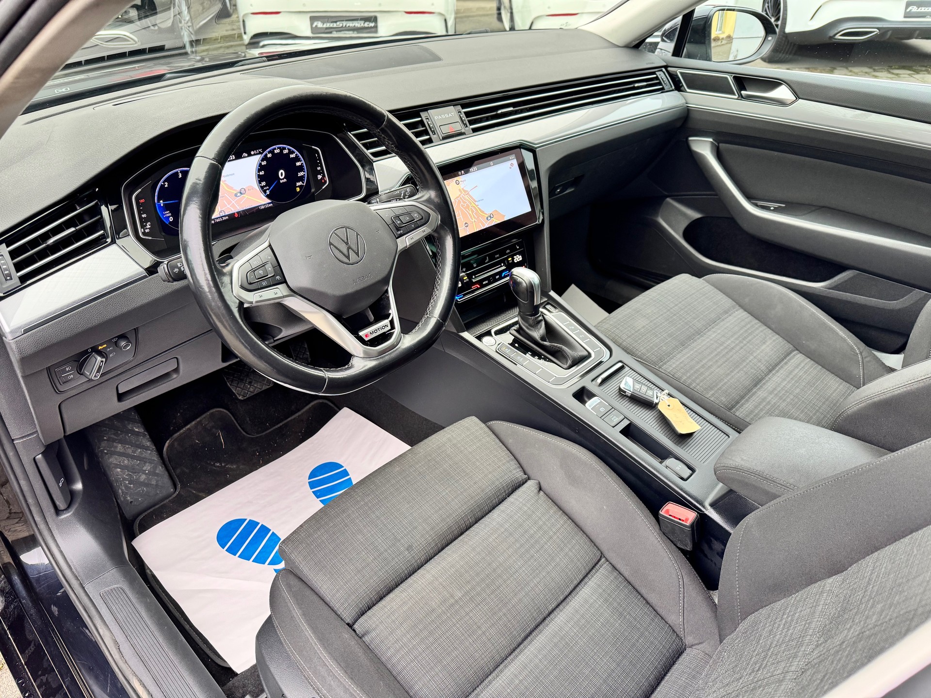 VW Passat 2.0 TDI BMT Business 4Motion DSG-image-6