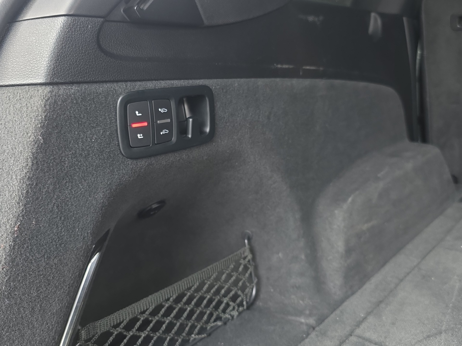 AUDI Q7 3.0 TDI quattro tiptronic-image-15