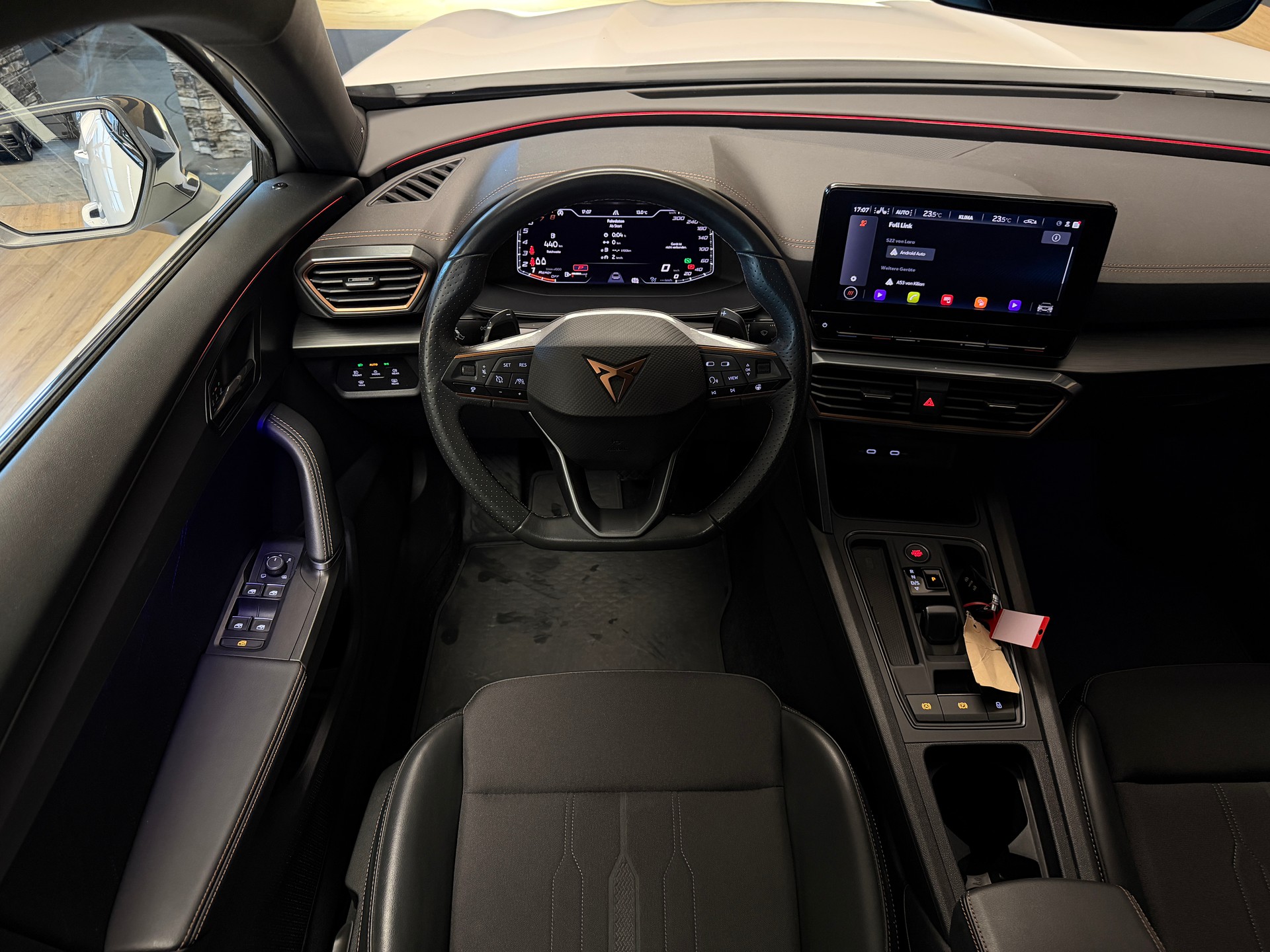CUPRA Formentor 1.5 TSI DSG-image-15