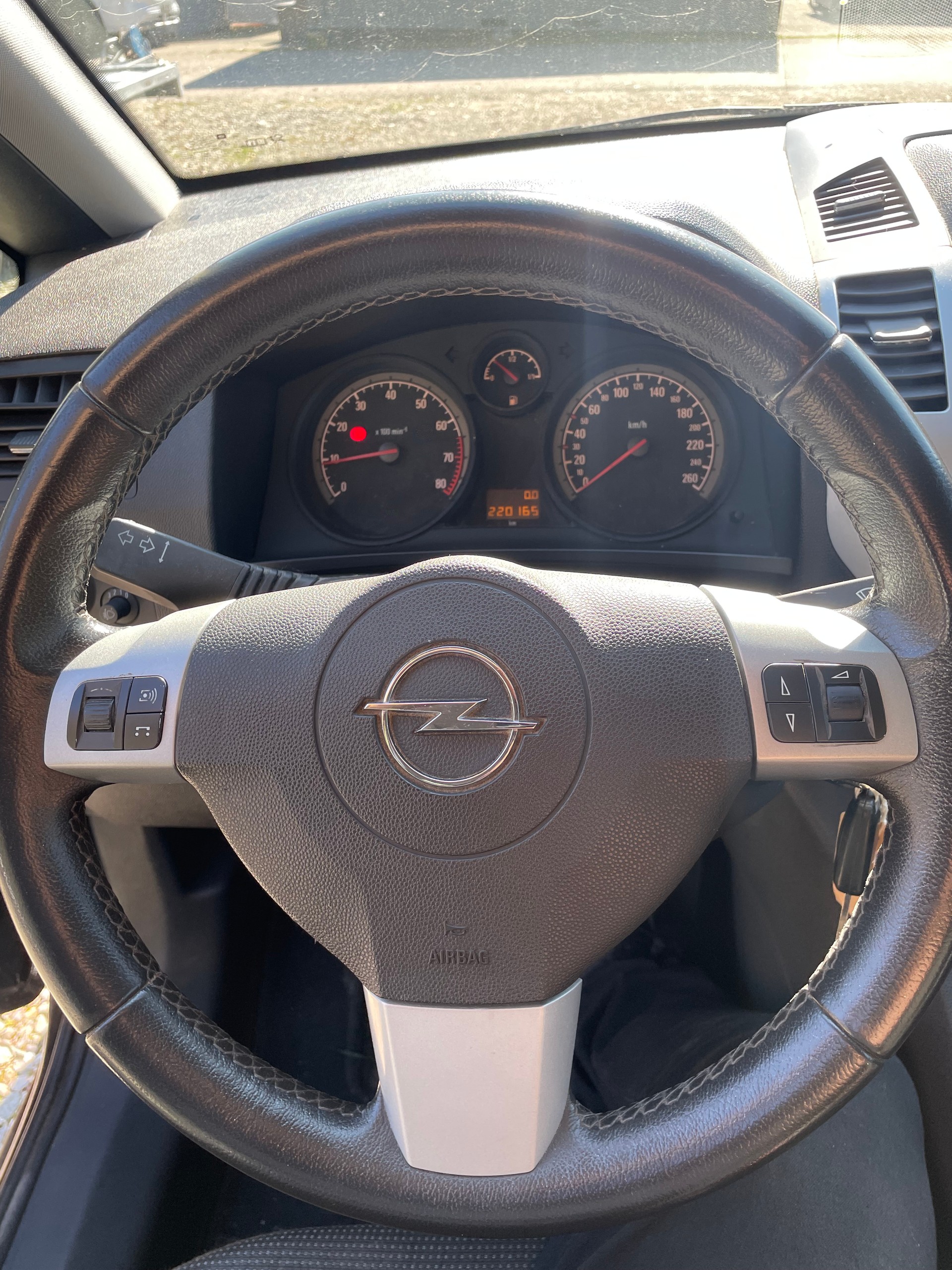OPEL Zafira 1.8i 16V Holiday Easytronic-image-7