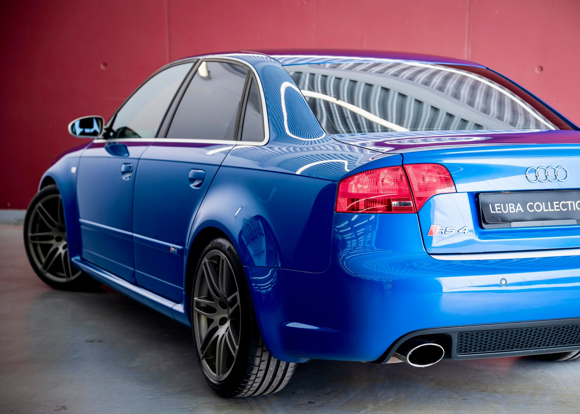 AUDI RS4 Limousine 4.2 V8 quattro Limousine Sprint Blue (Leasing 0.80%, Perfect condition, 100% original)-image-10