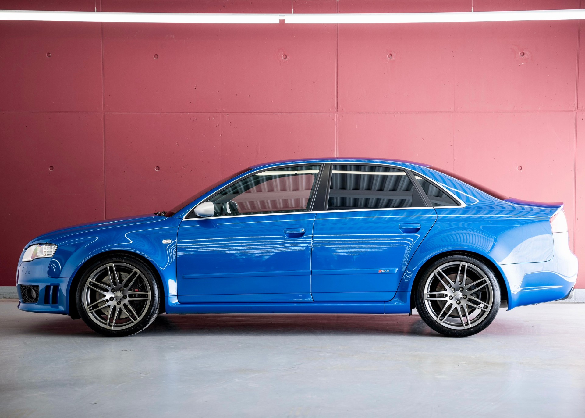 AUDI RS4 Limousine 4.2 V8 quattro Limousine Sprint Blue (Leasing 0.80%, Perfect condition, 100% original)-image-6
