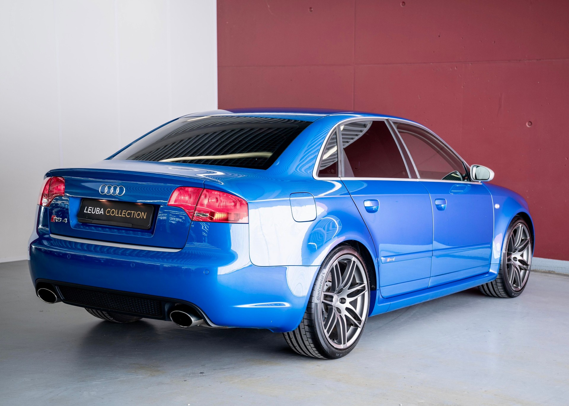 AUDI RS4 Limousine 4.2 V8 quattro Limousine Sprint Blue (Leasing 0.80%, Perfect condition, 100% original)-image-5