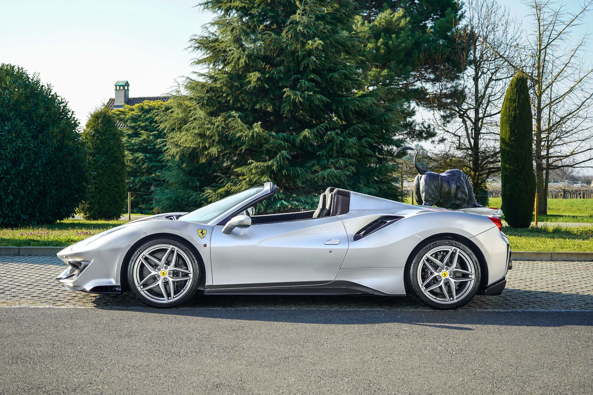 FERRARI 488 Pista Spider 3.9 V8-image-3