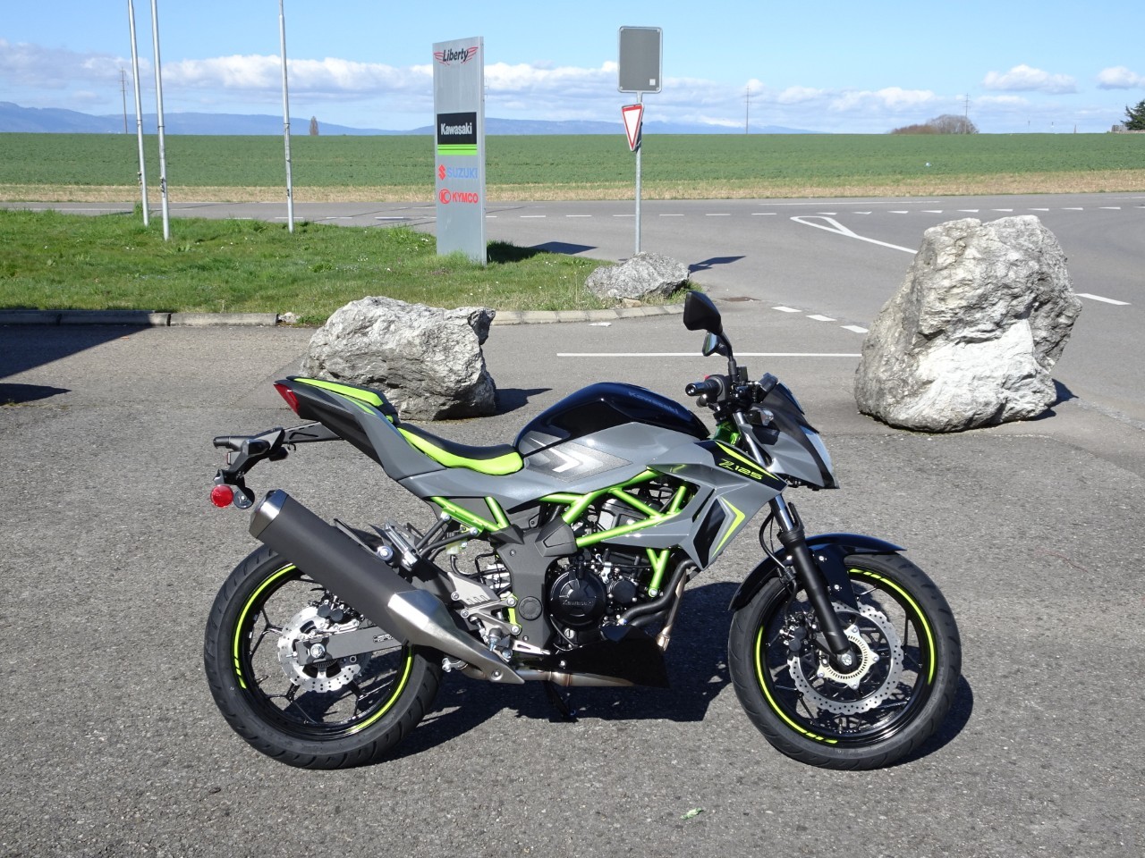 KAWASAKI Z 125-image-0